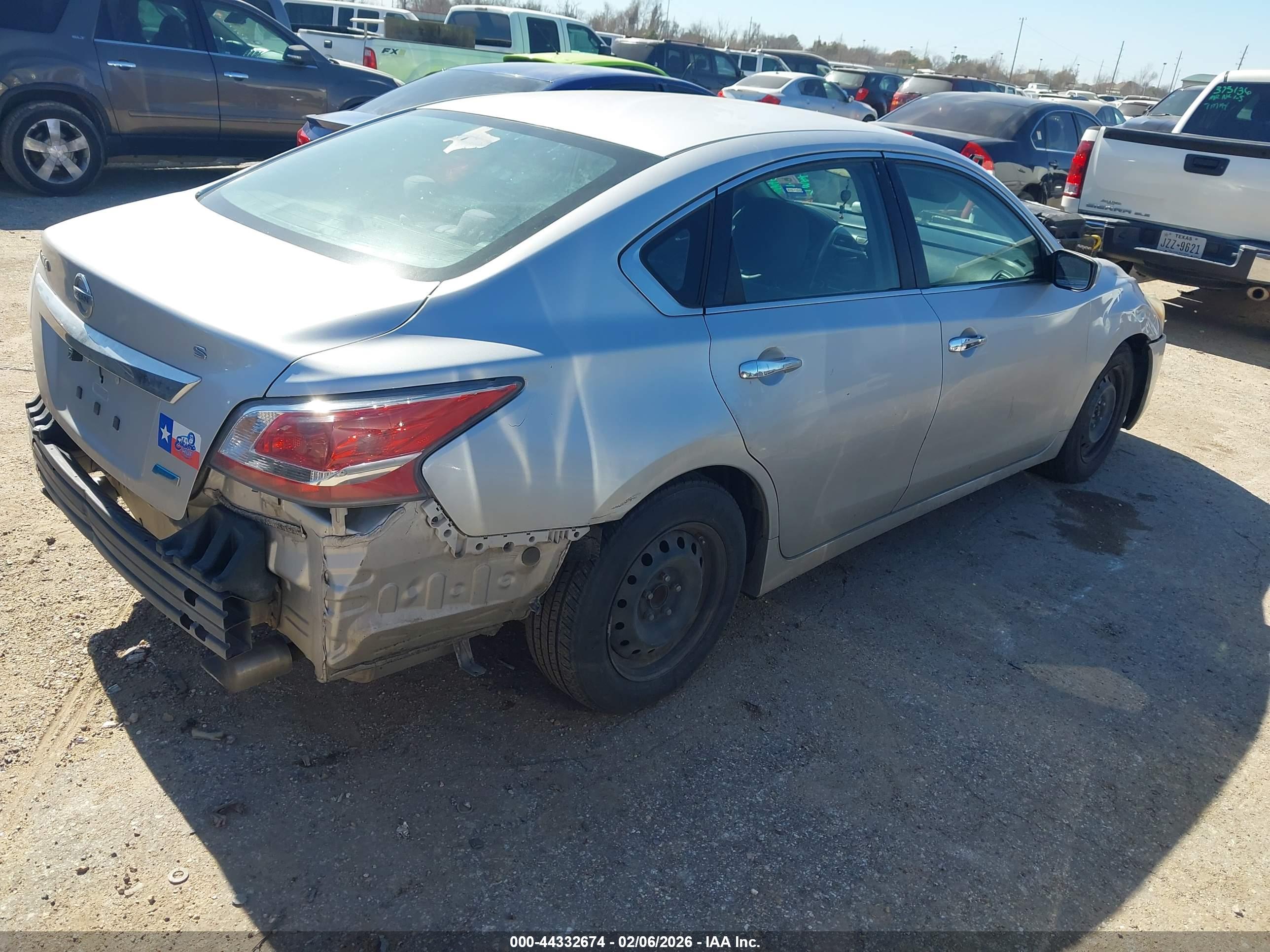 NISSAN ALTIMA image 4
