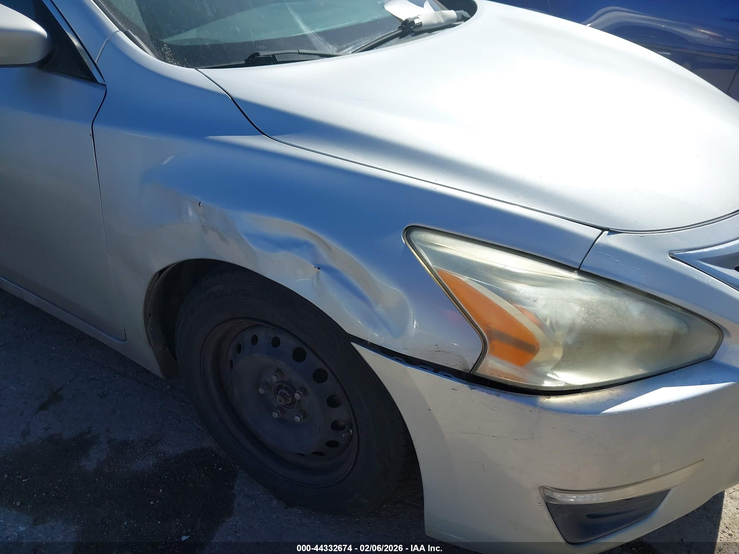 NISSAN ALTIMA image 6
