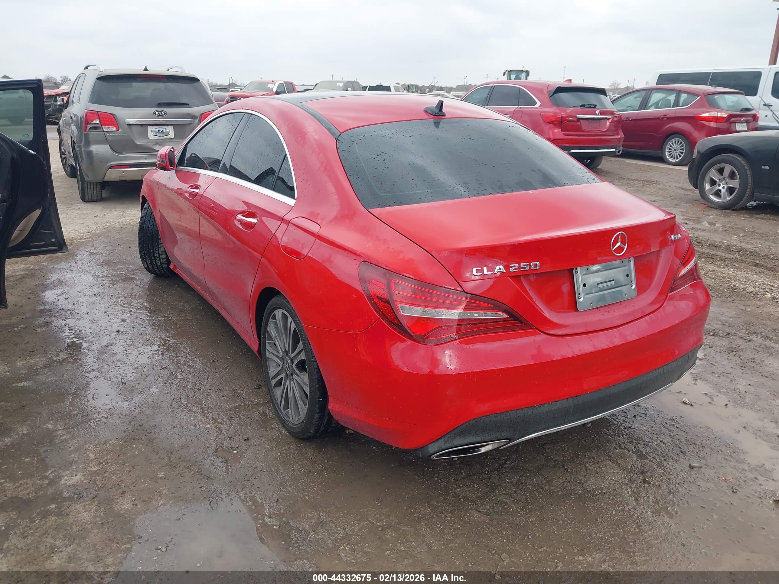 MERCEDES-BENZ CLA image 3