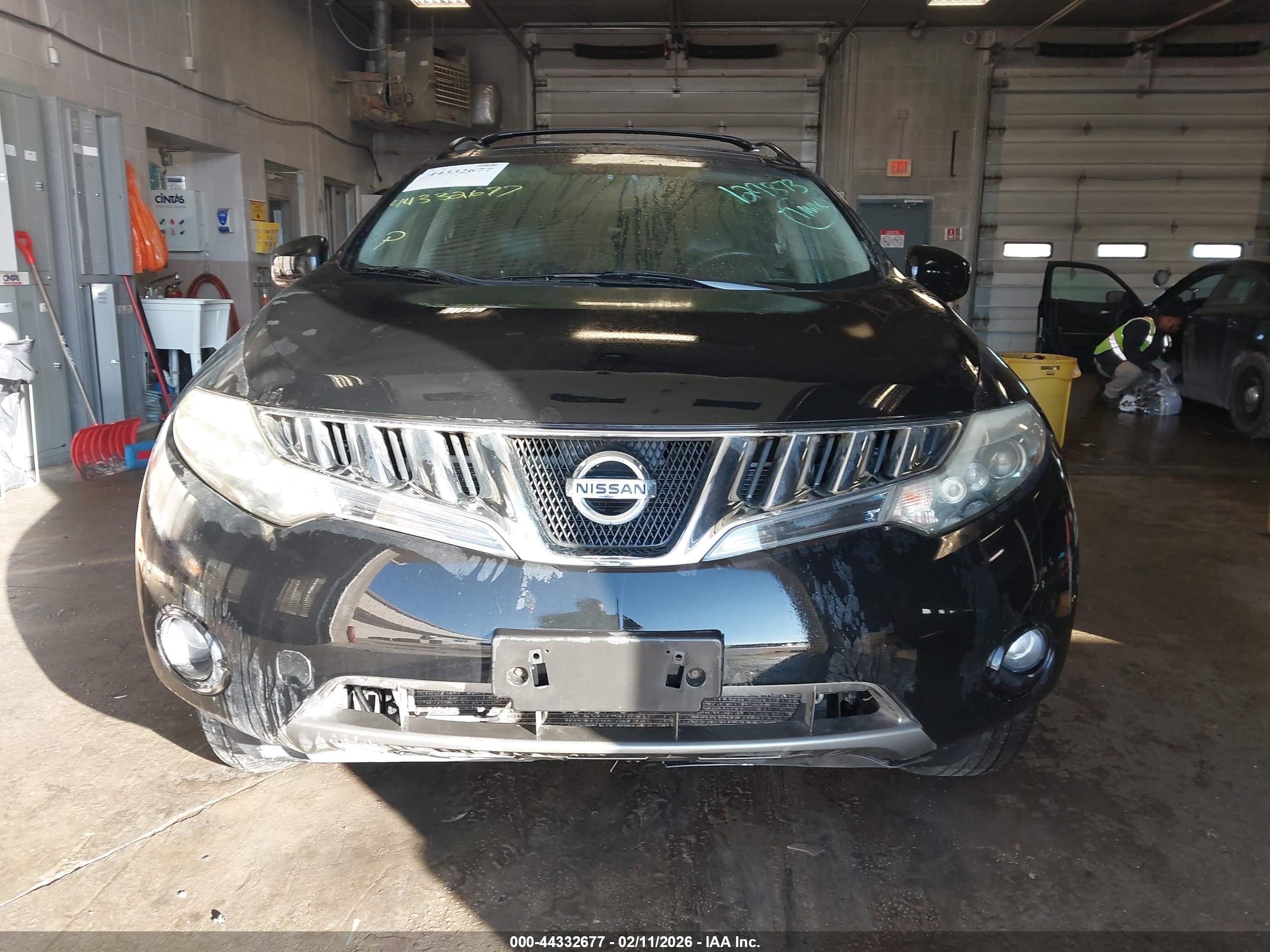 NISSAN MURANO image 6