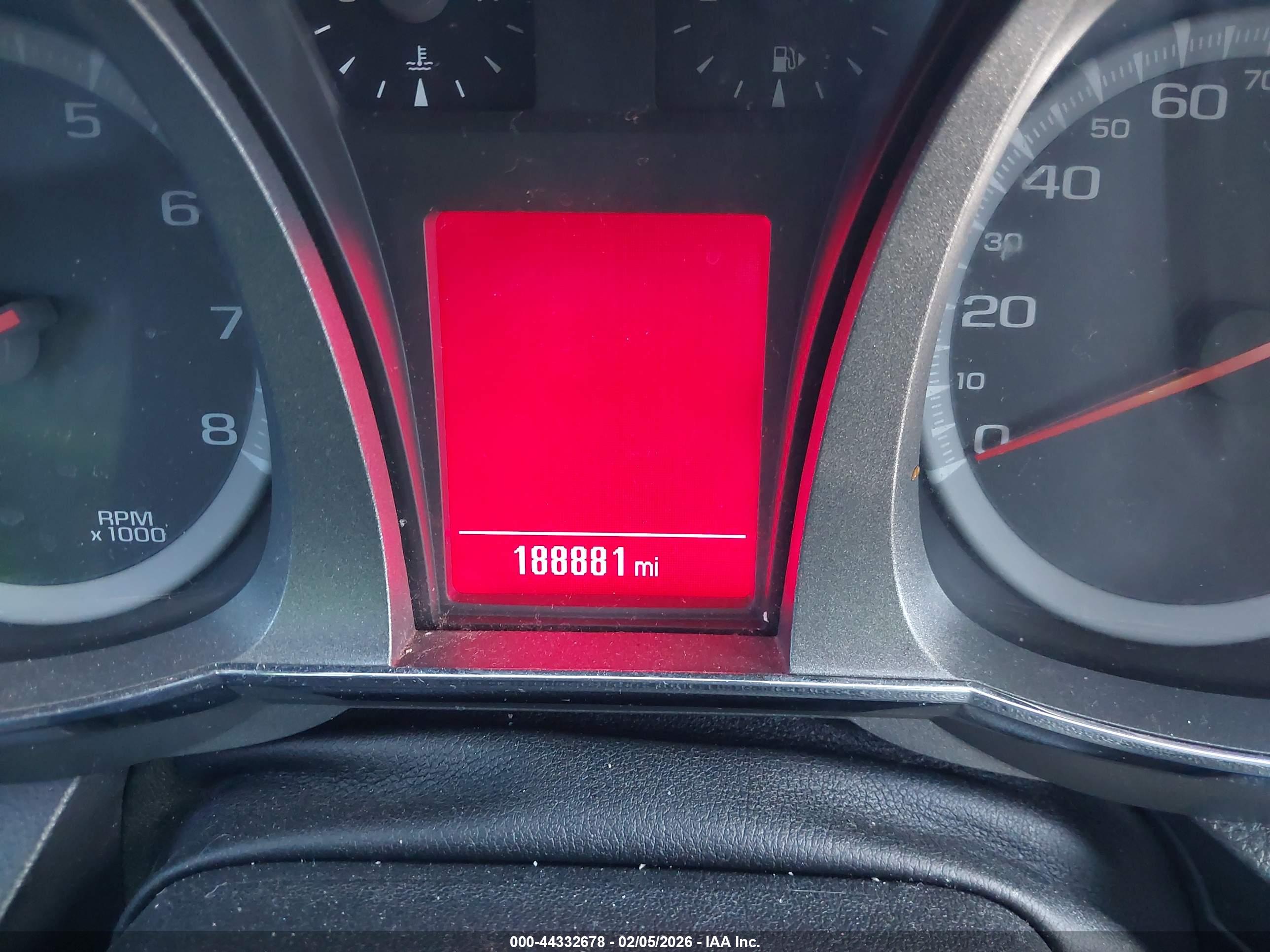 GMC TERRAIN image 7