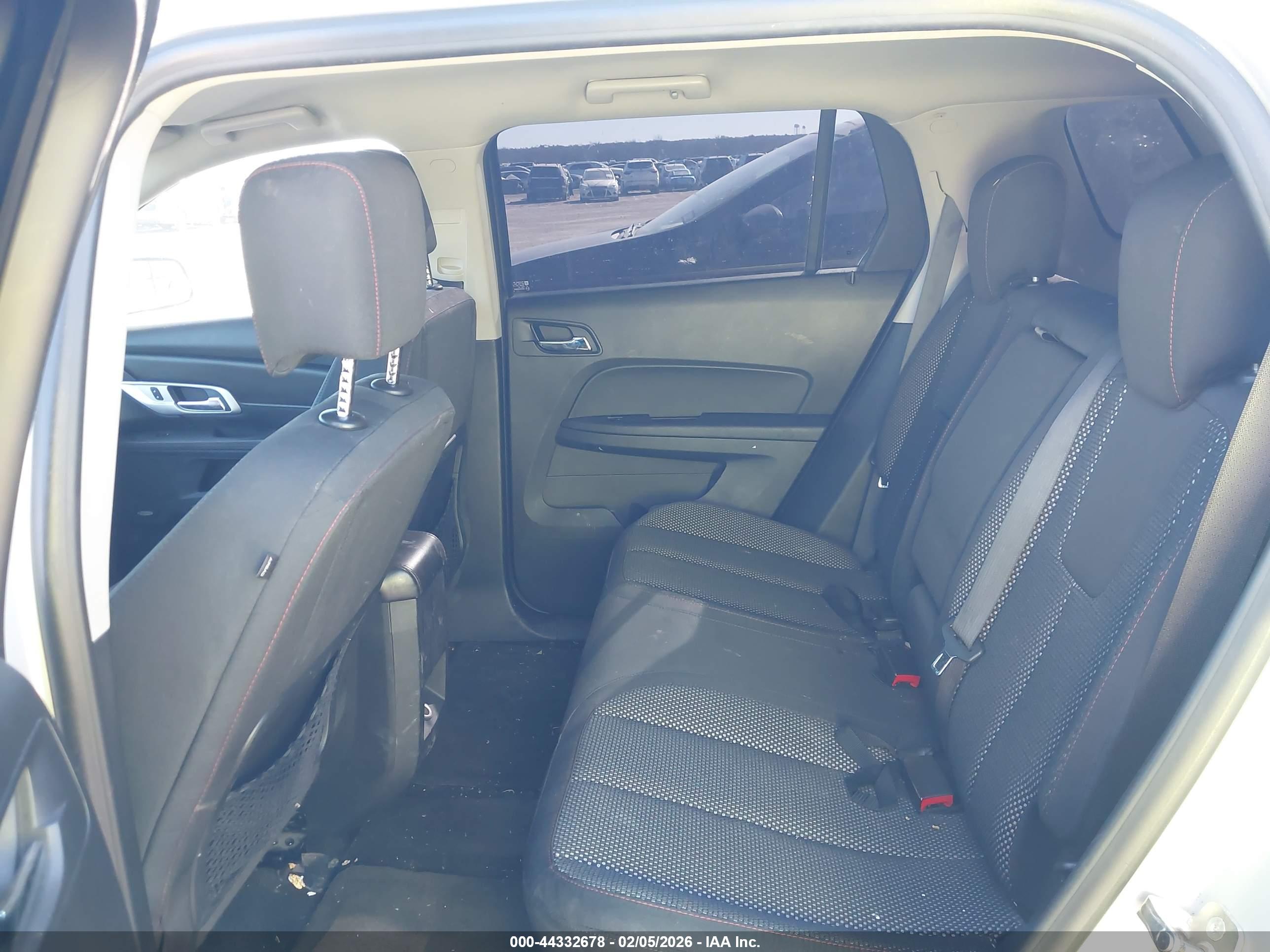GMC TERRAIN image 8