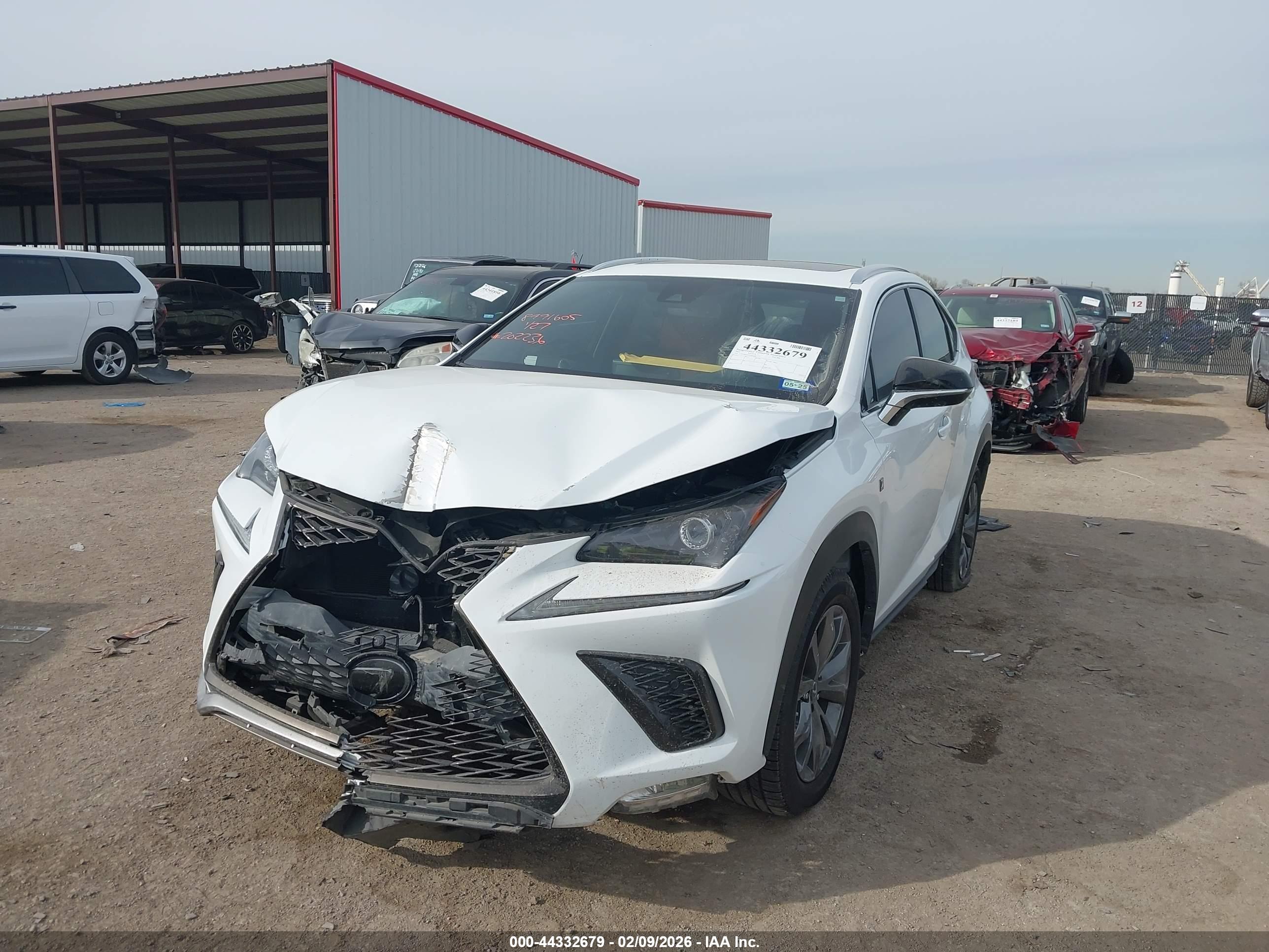 LEXUS NX image 2