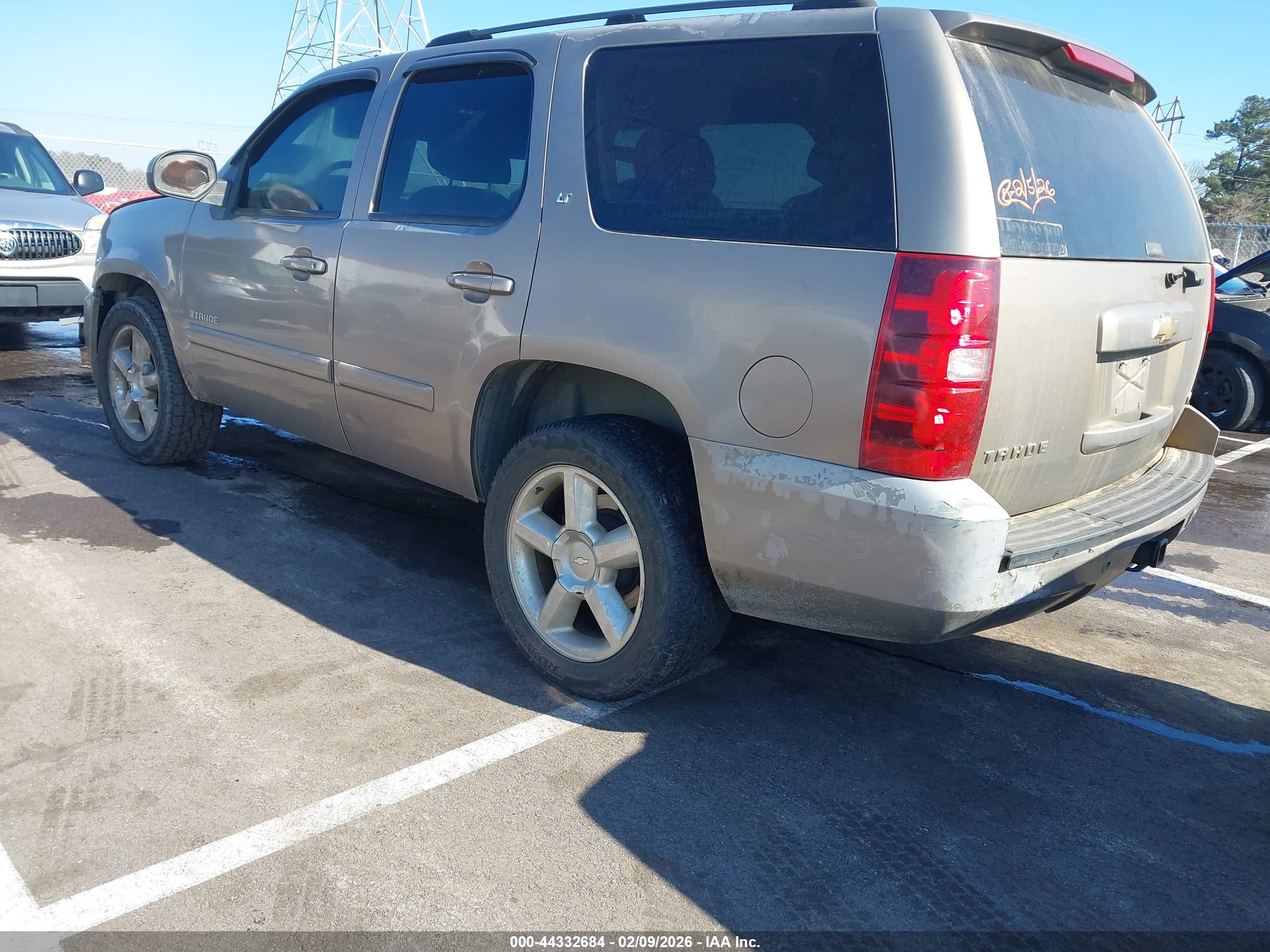 CHEVROLET TAHOE image 3