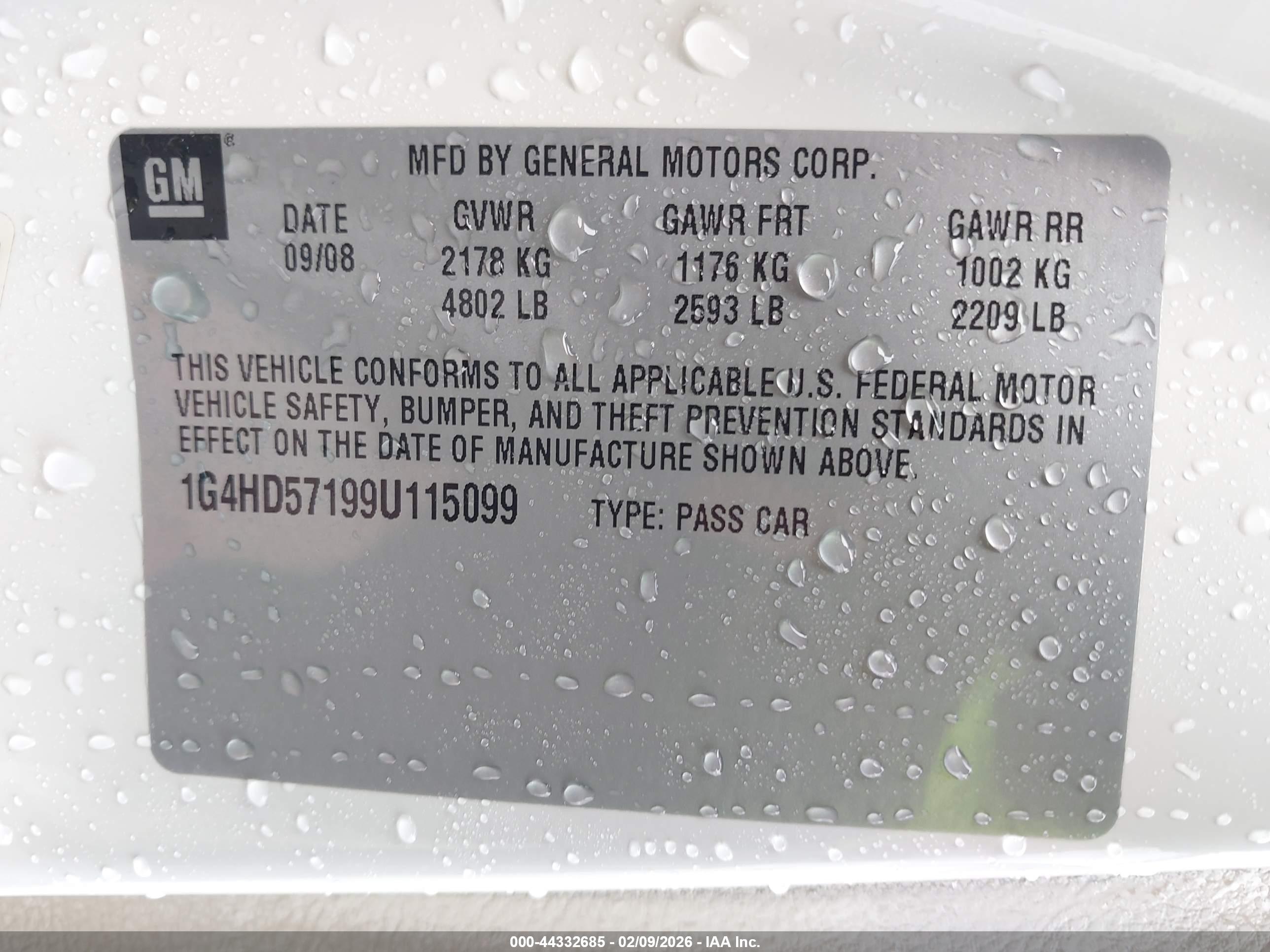 BUICK LUCERNE image 9