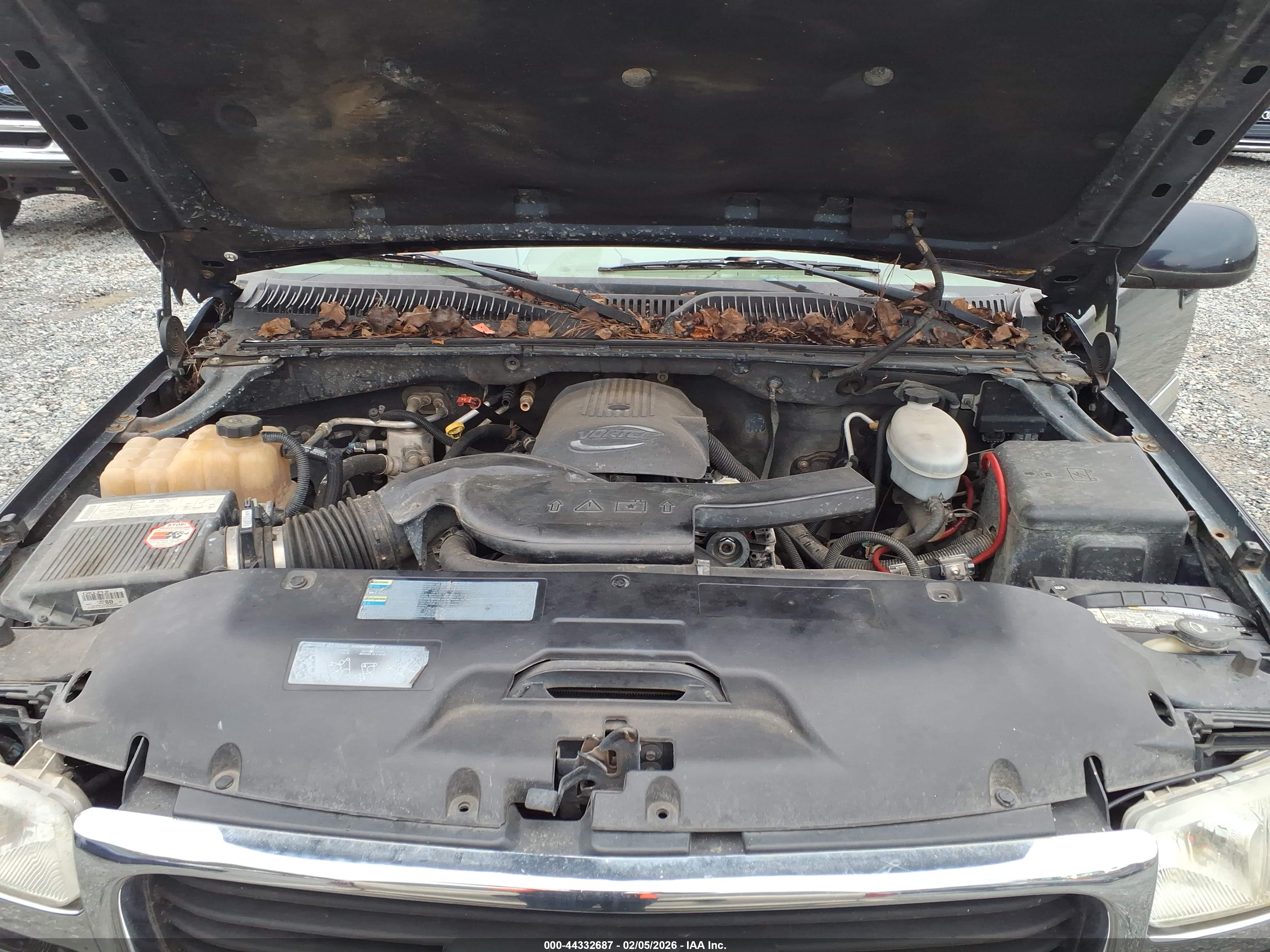 GMC YUKON image 10