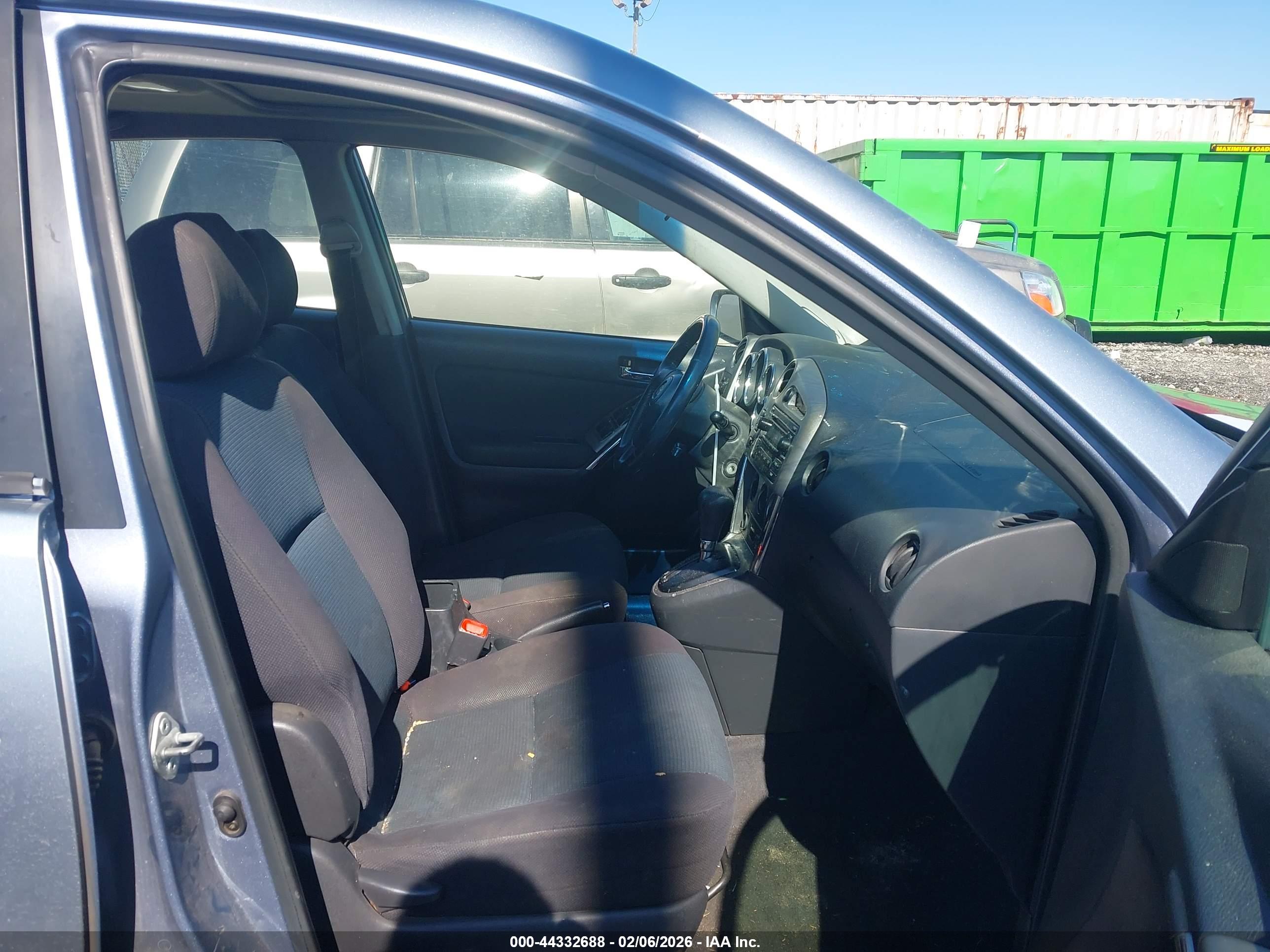TOYOTA MATRIX image 5