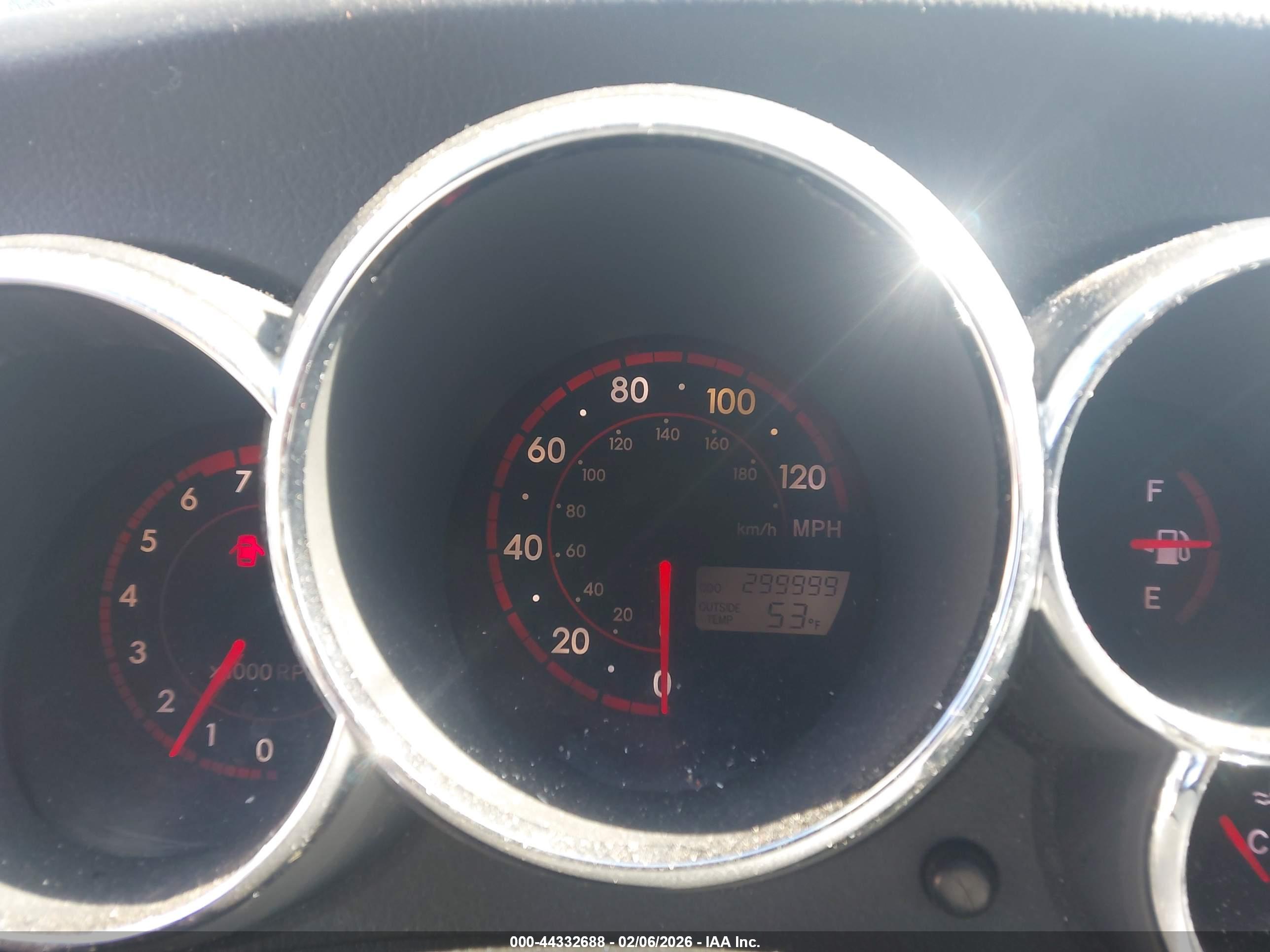 TOYOTA MATRIX image 7