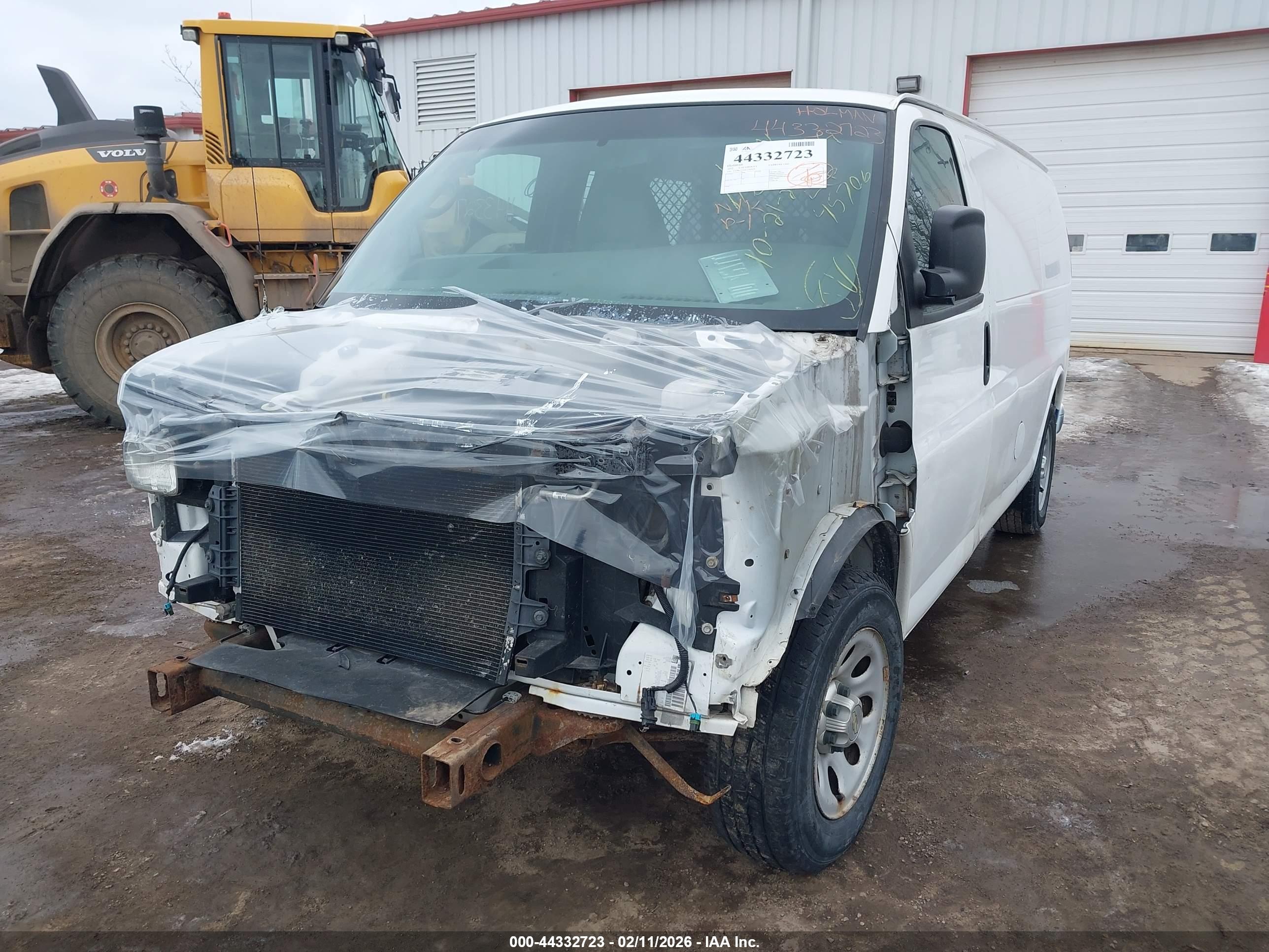CHEVROLET EXPRESS image 6