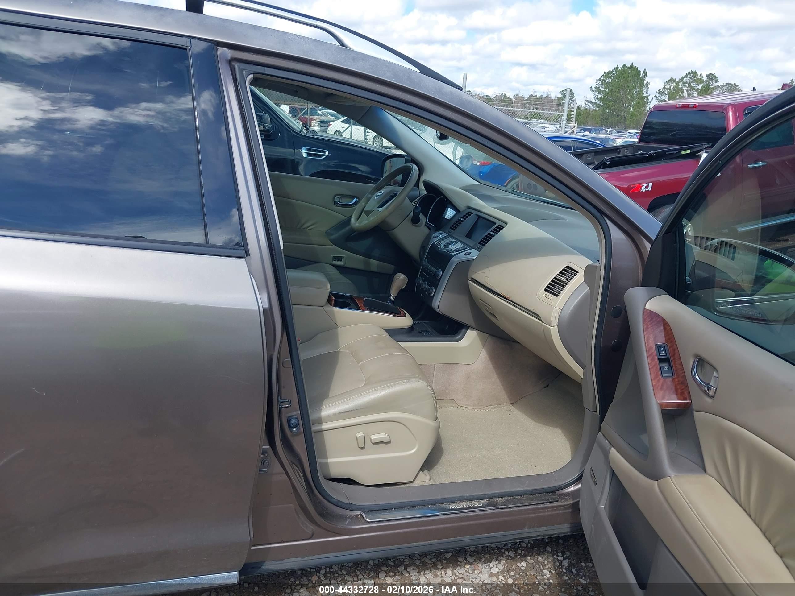 NISSAN MURANO image 5