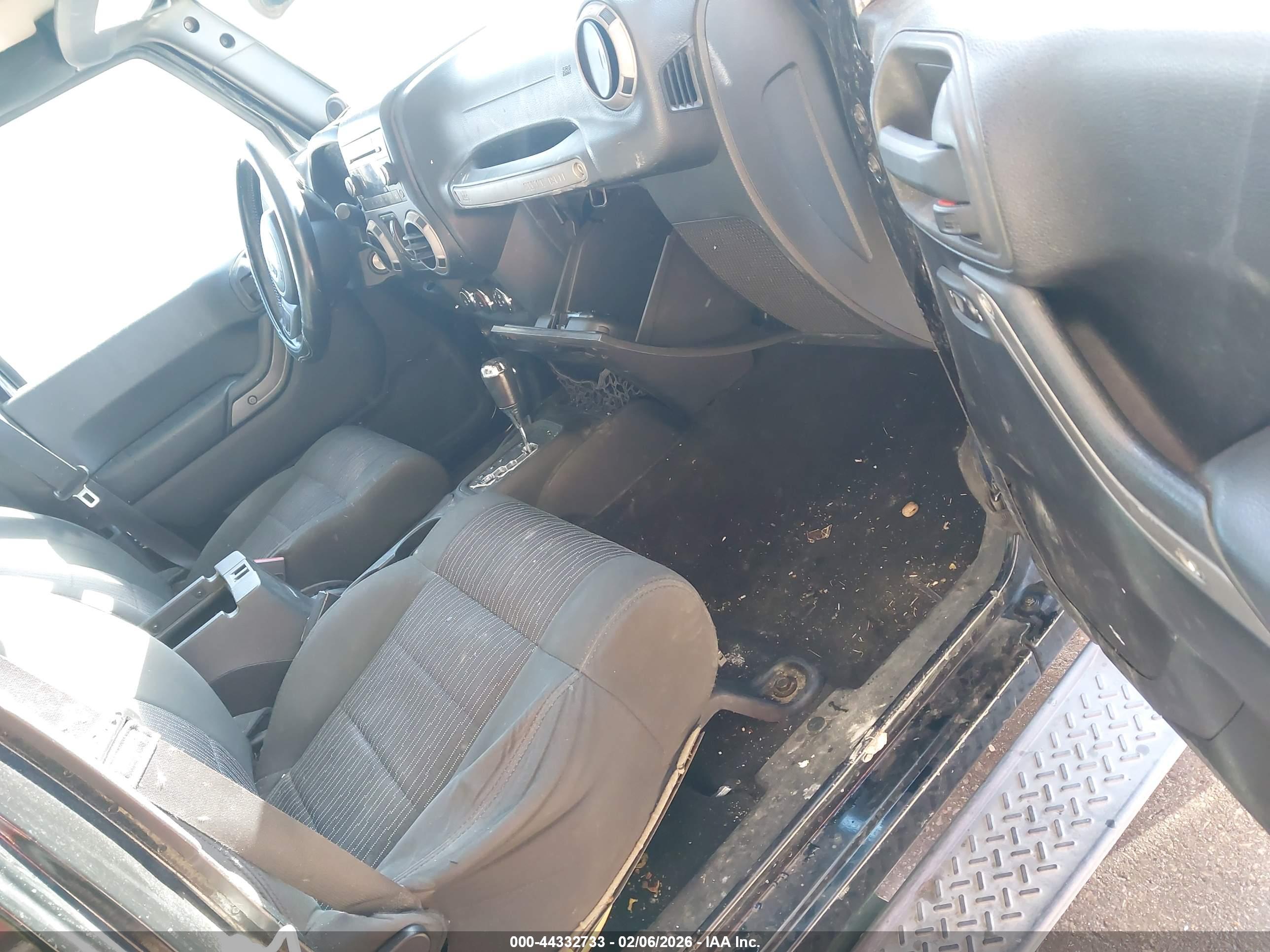 JEEP WRANGLER image 5