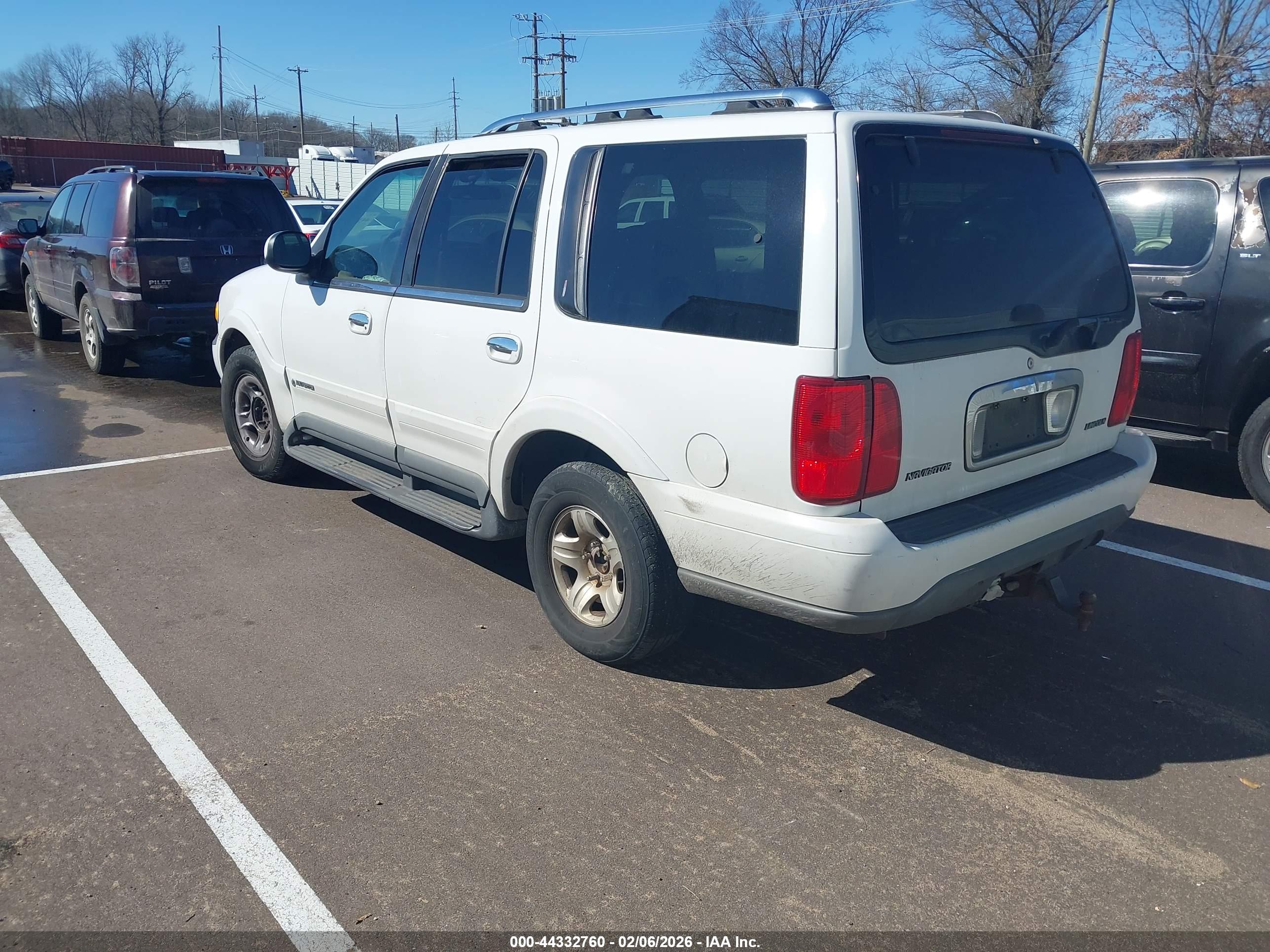 LINCOLN NAVIGATOR image 3
