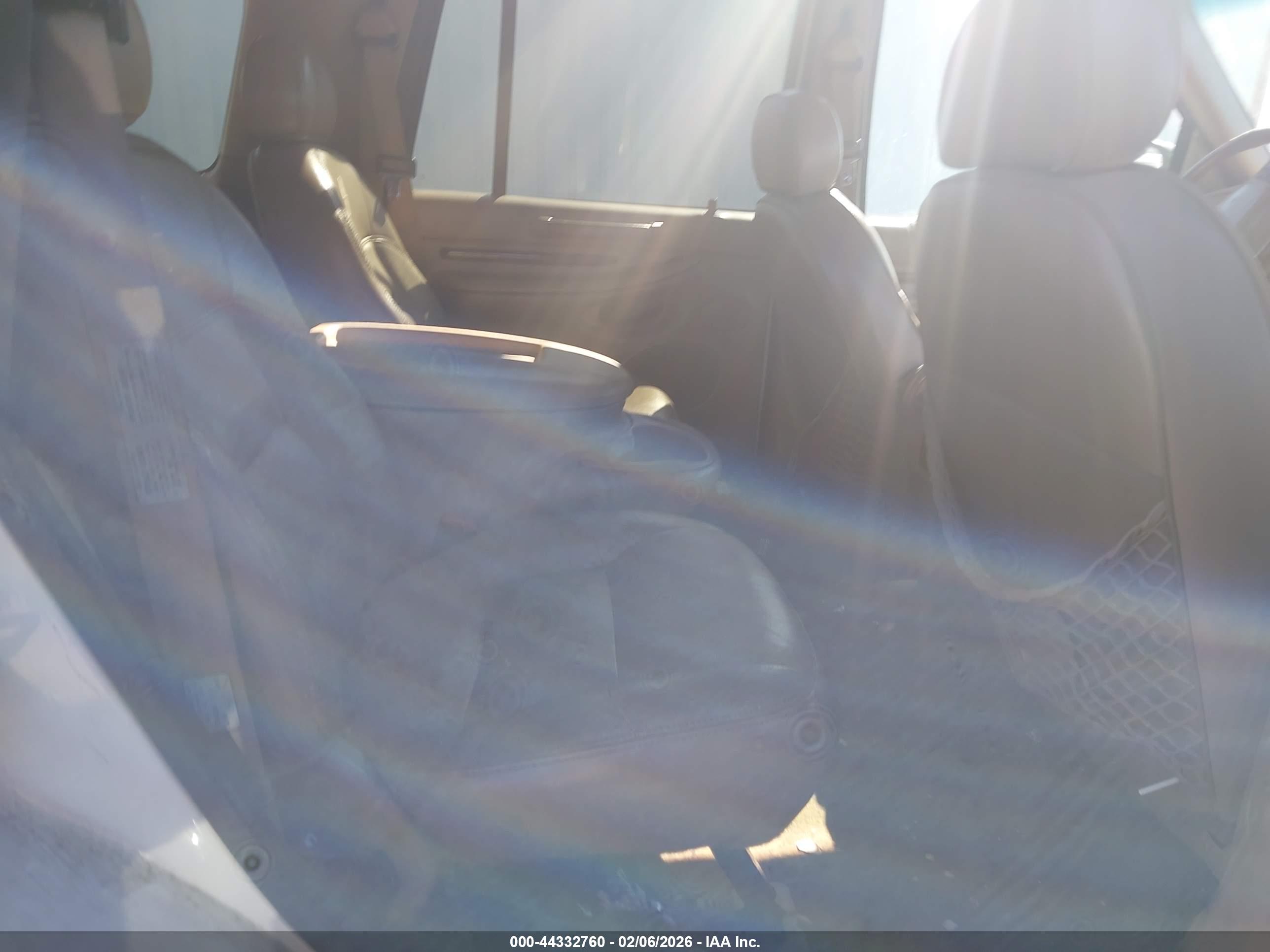 LINCOLN NAVIGATOR image 8