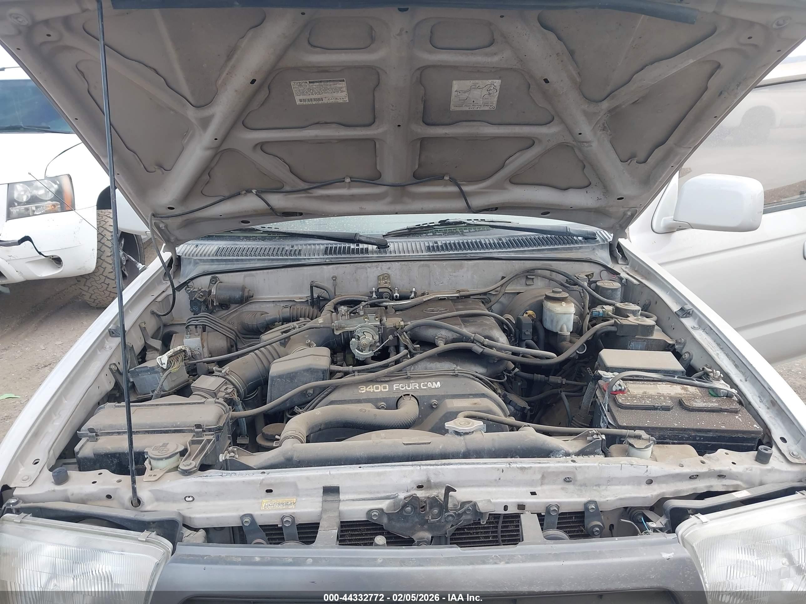 TOYOTA 4RUNNER image 10