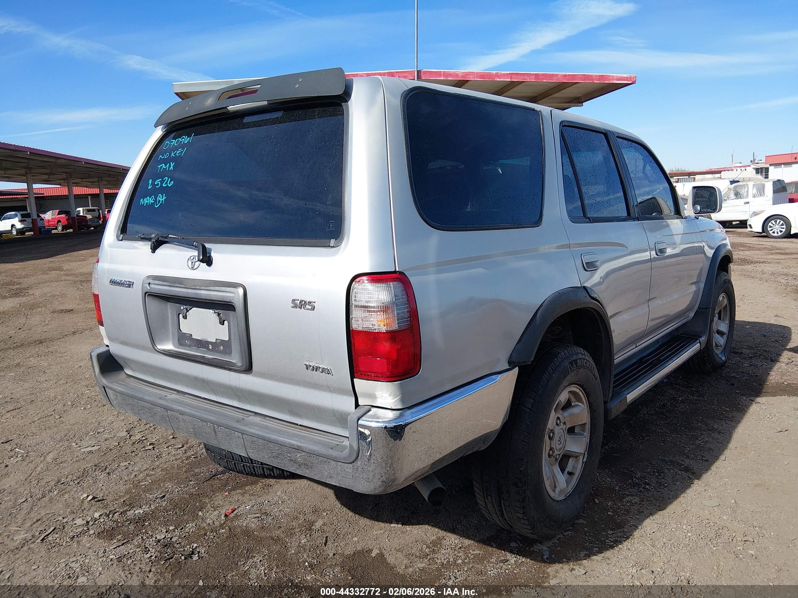 TOYOTA 4RUNNER image 4