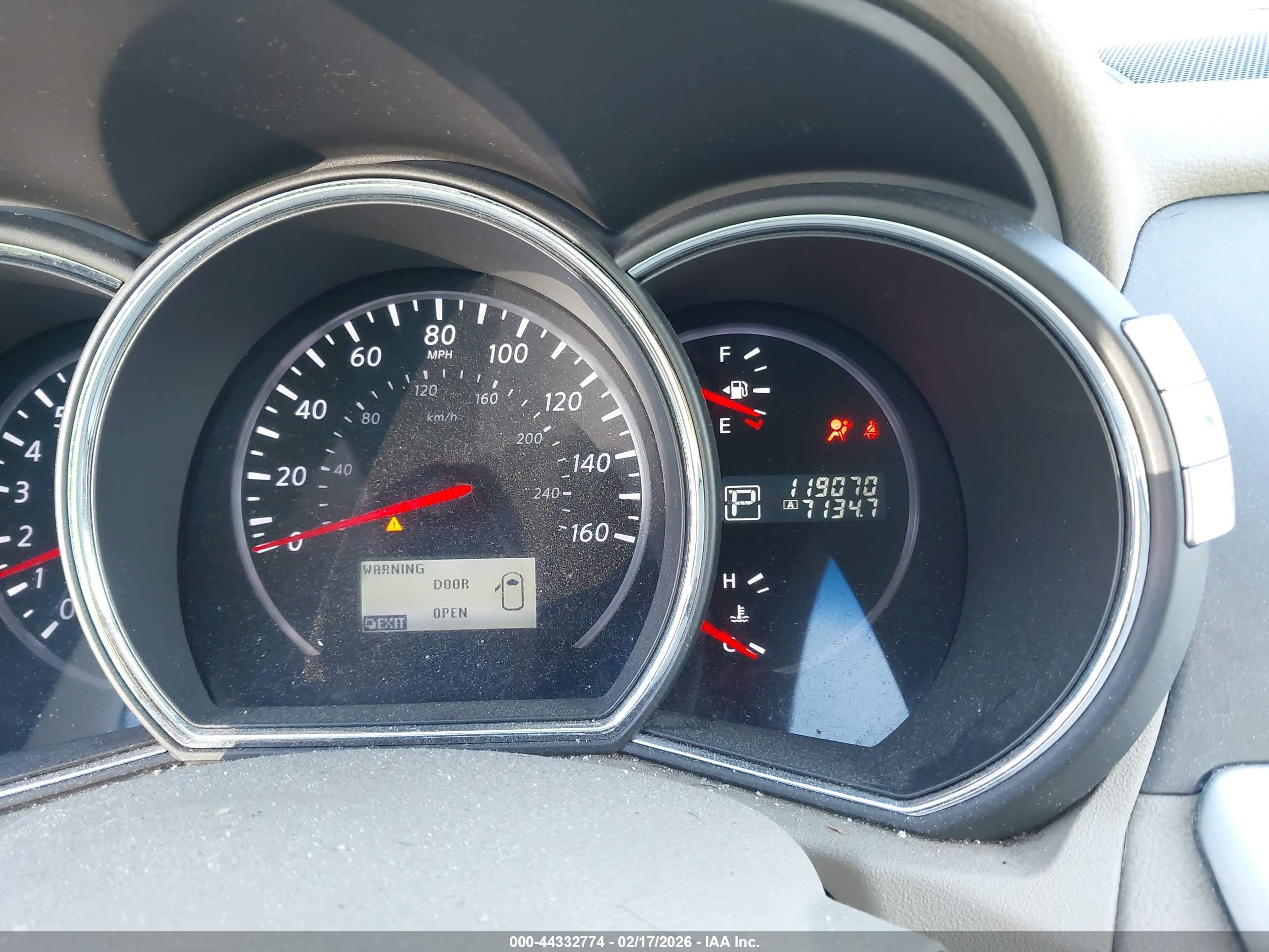 NISSAN MURANO image 7