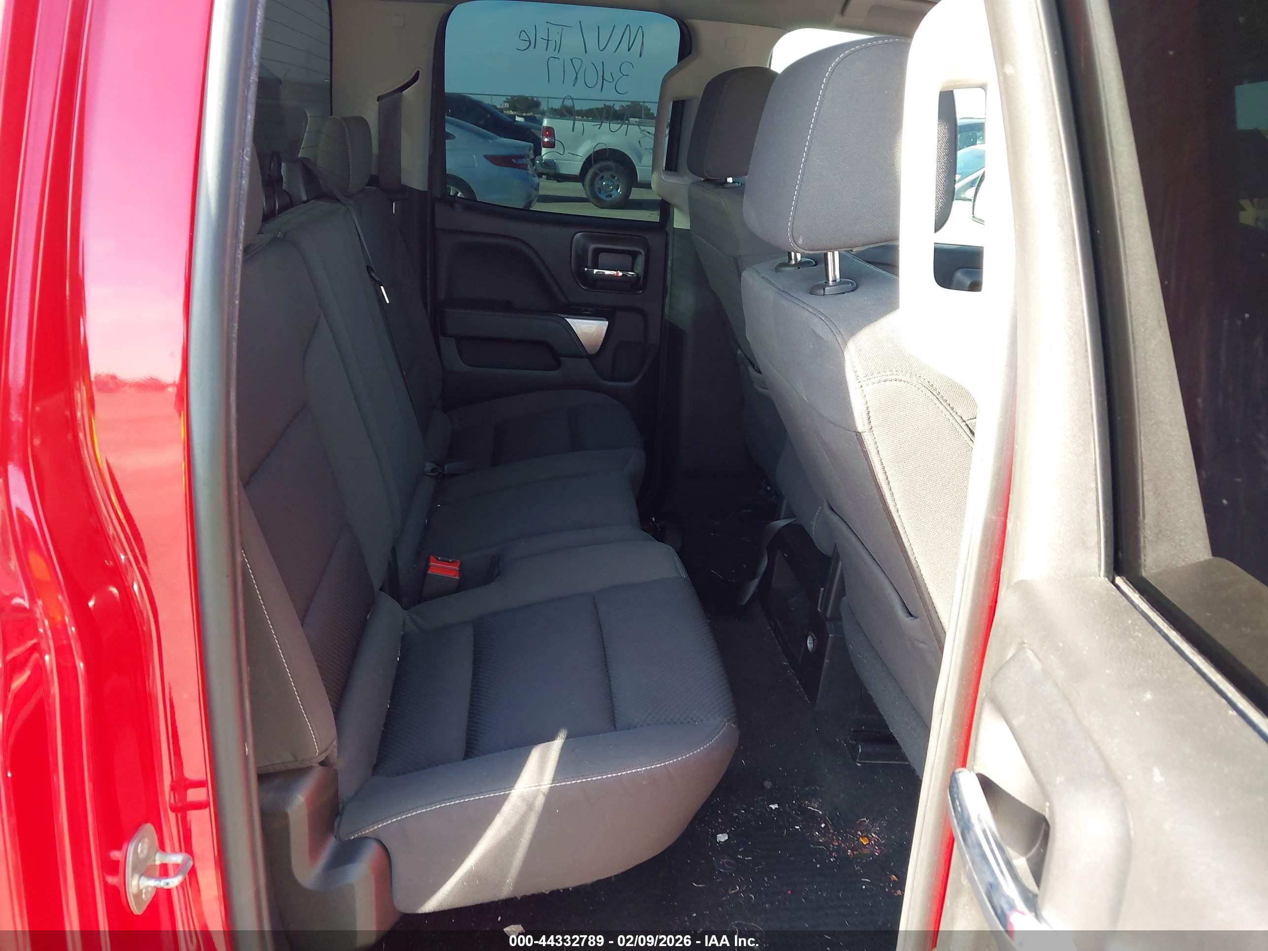 CHEVROLET SILVERADO image 8
