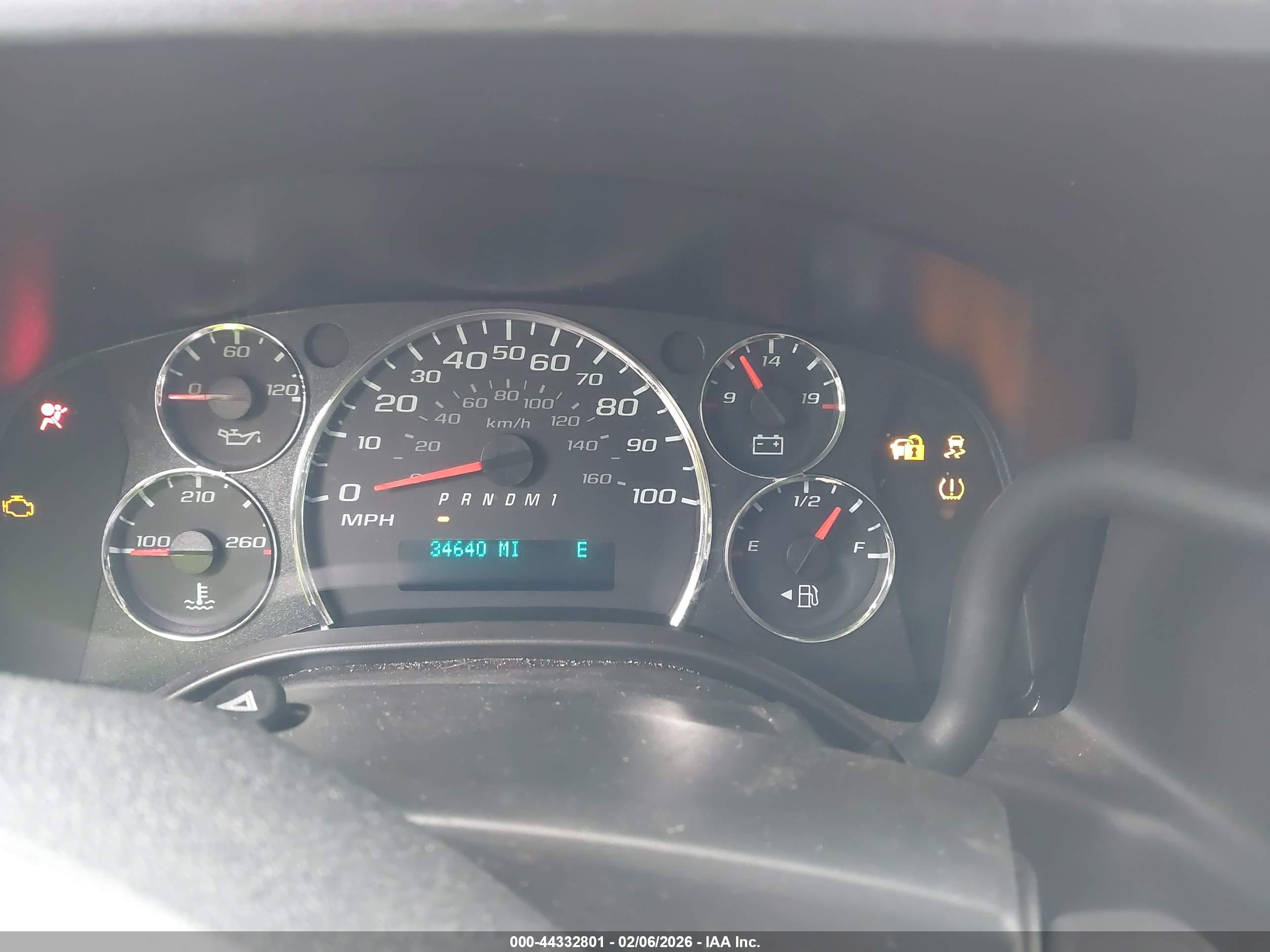 CHEVROLET EXPRESS image 7