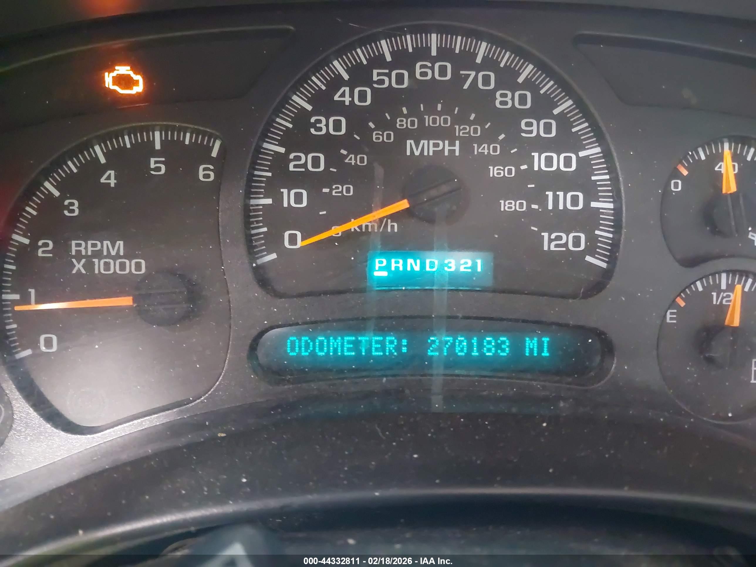 CHEVROLET SILVERADO image 7