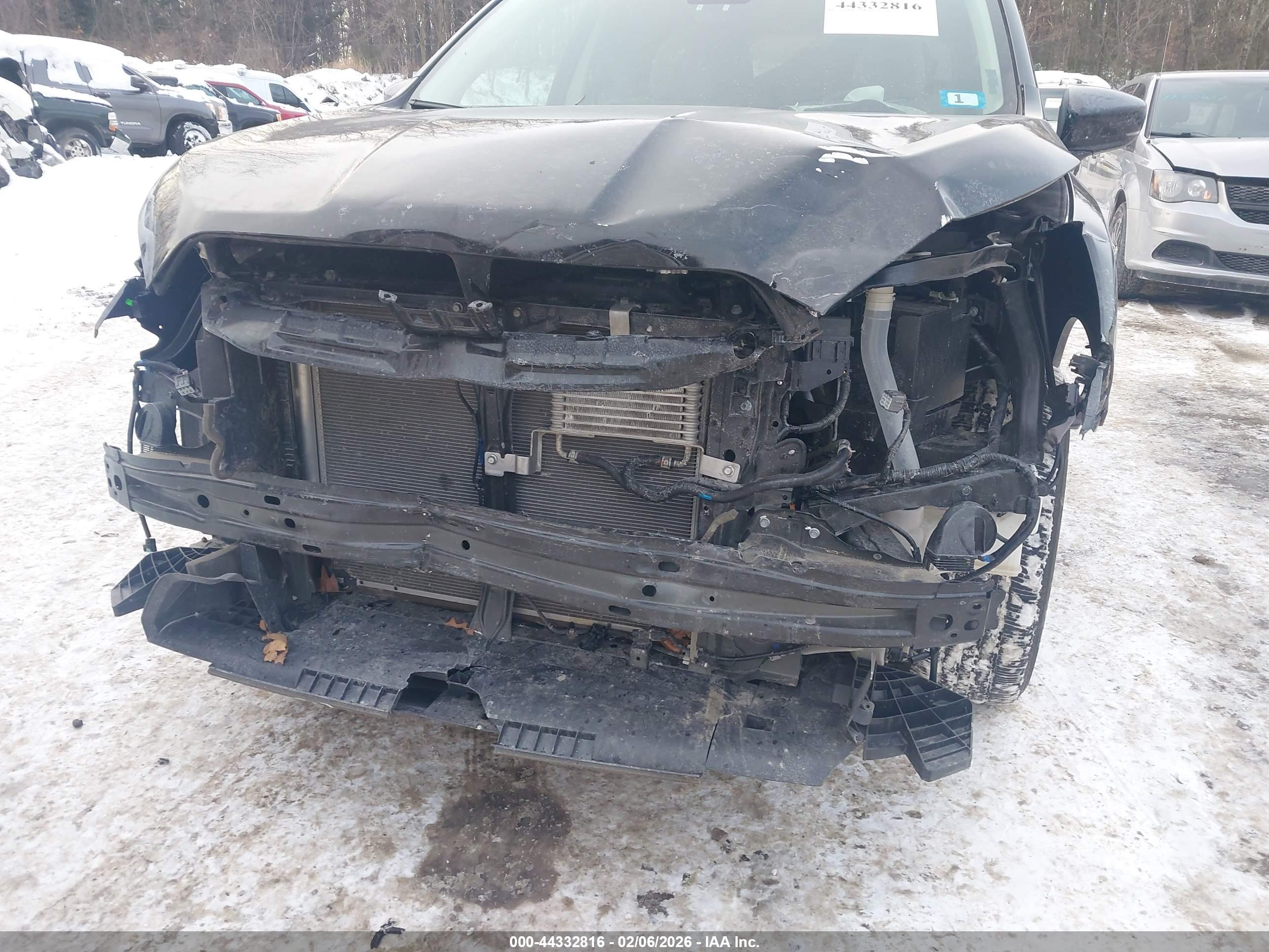 SUBARU ASCENT image 6