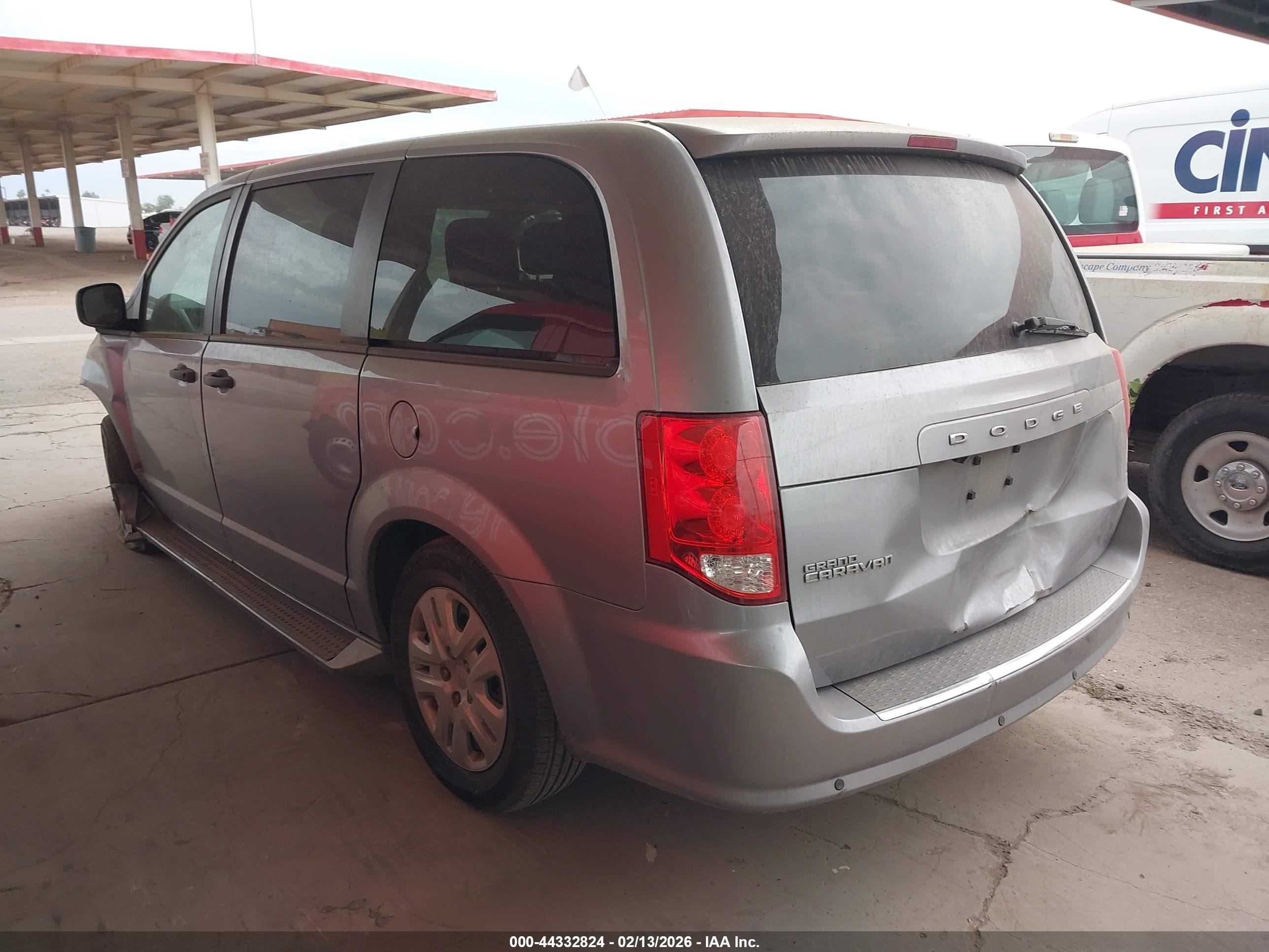 DODGE GRAND image 3