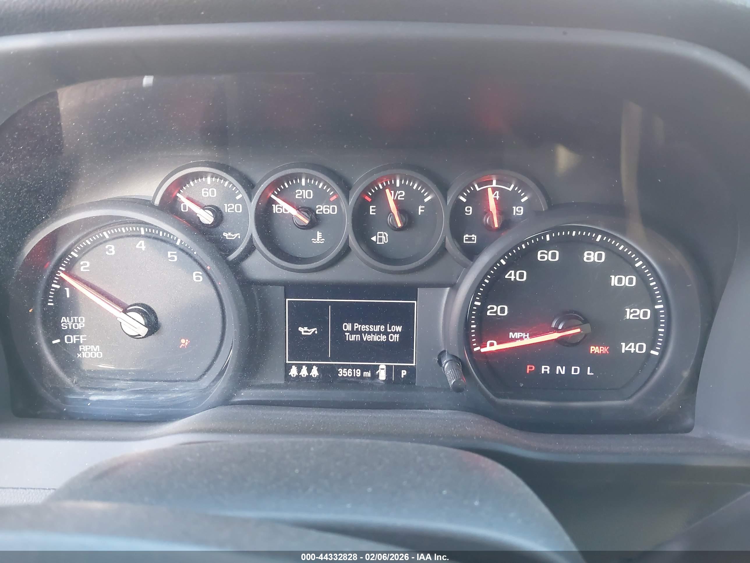 CHEVROLET SILVERADO image 7