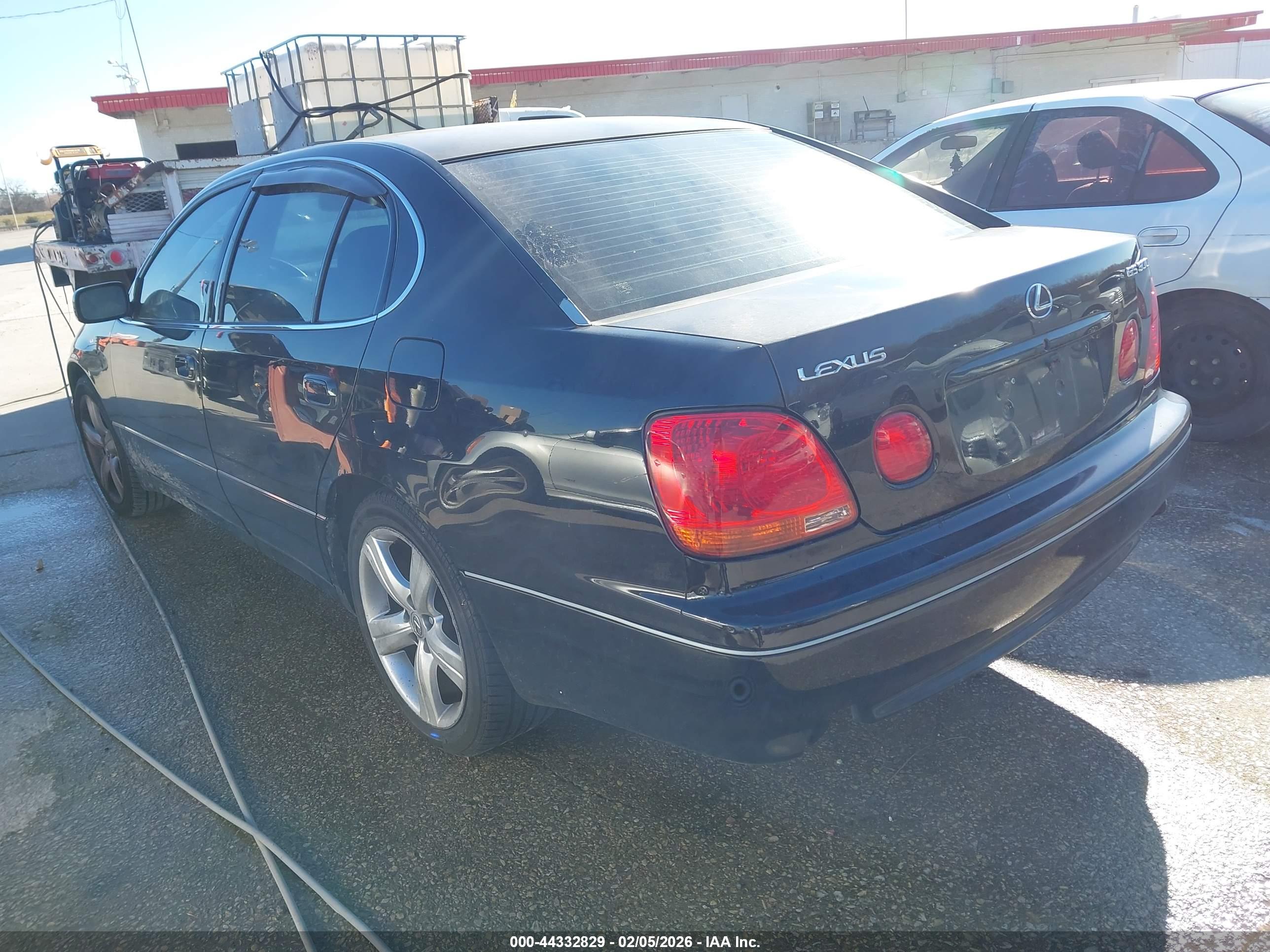 LEXUS GS image 3