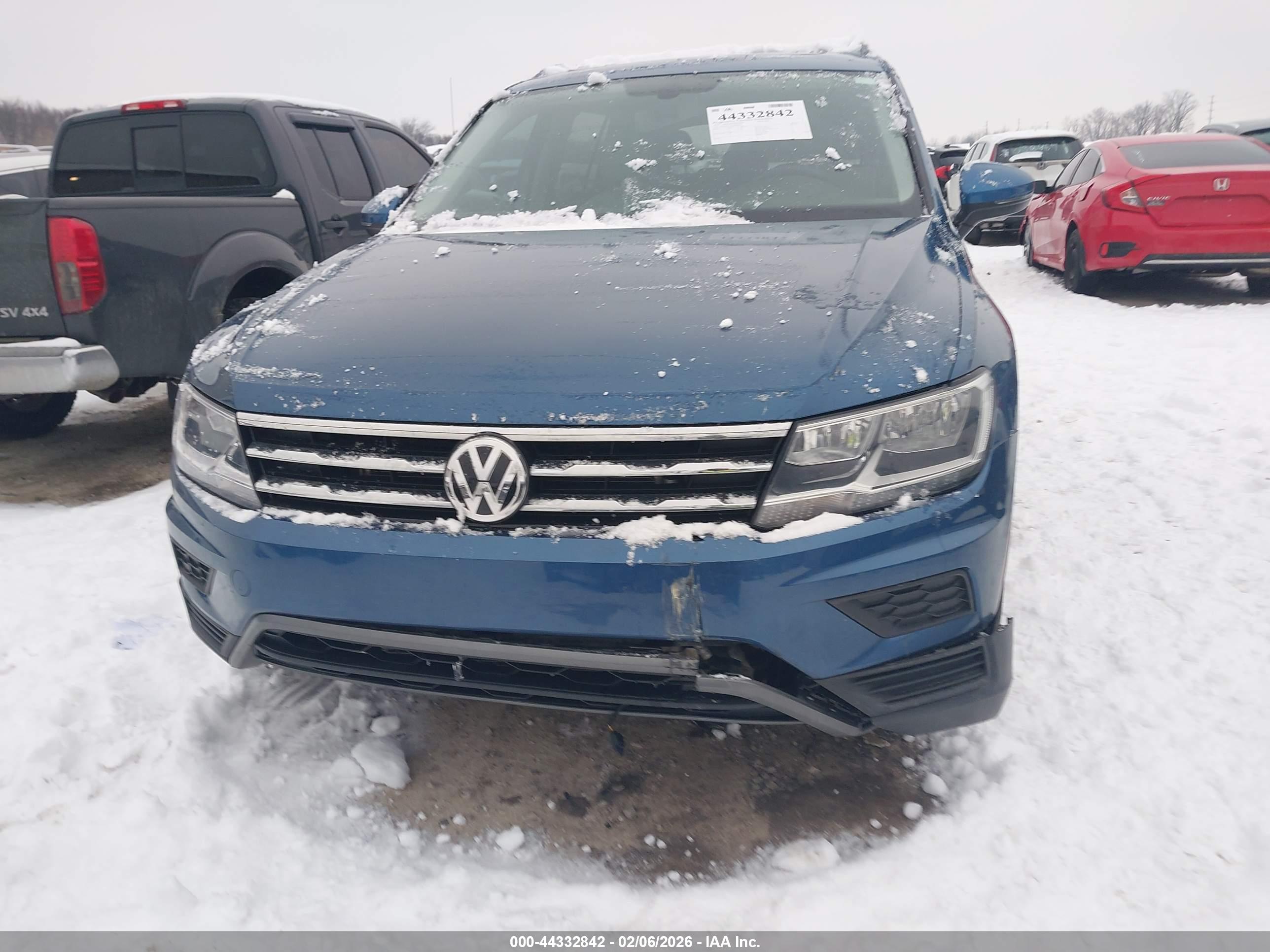 VOLKSWAGEN TIGUAN image 6