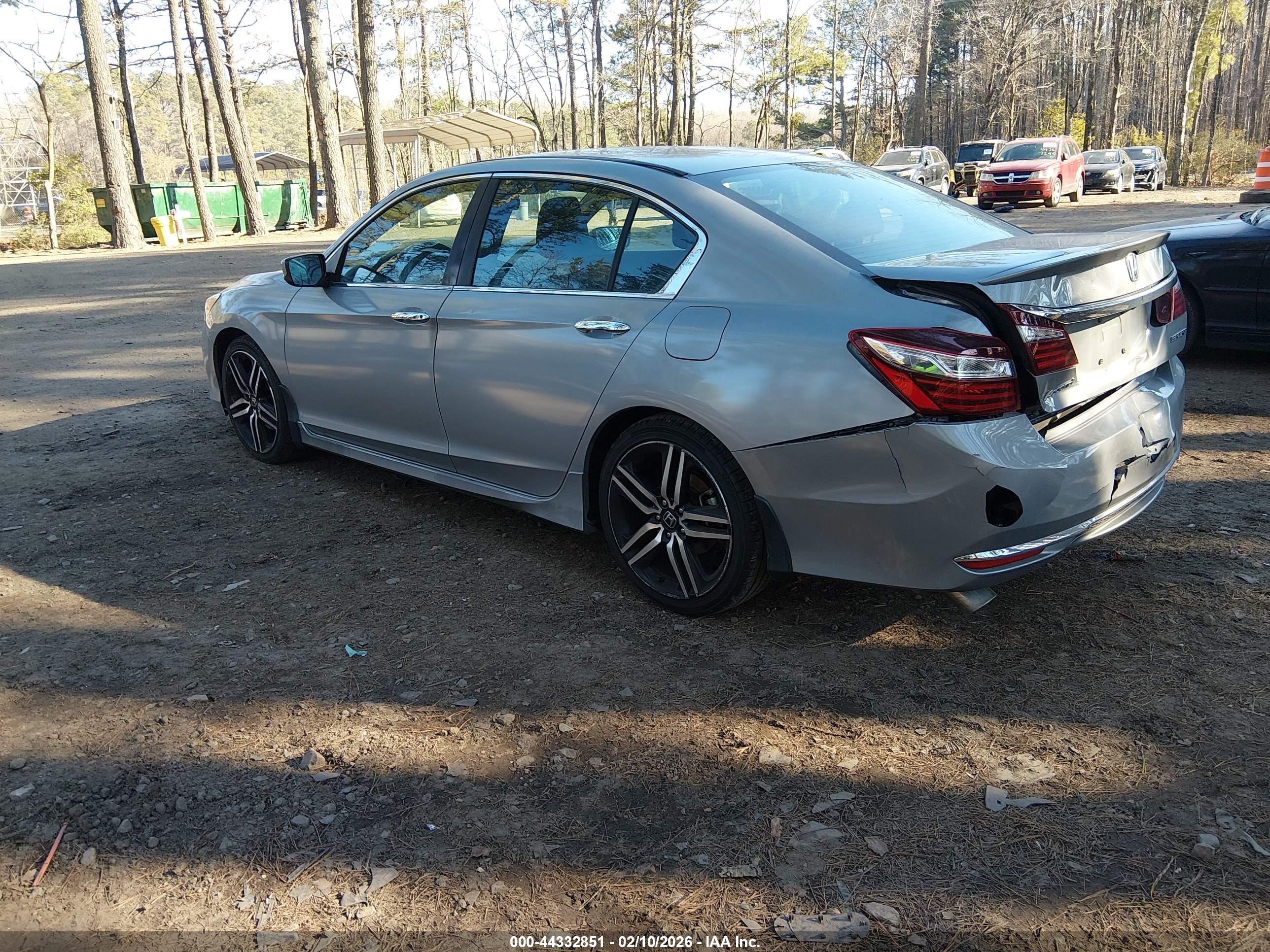 HONDA ACCORD image 3
