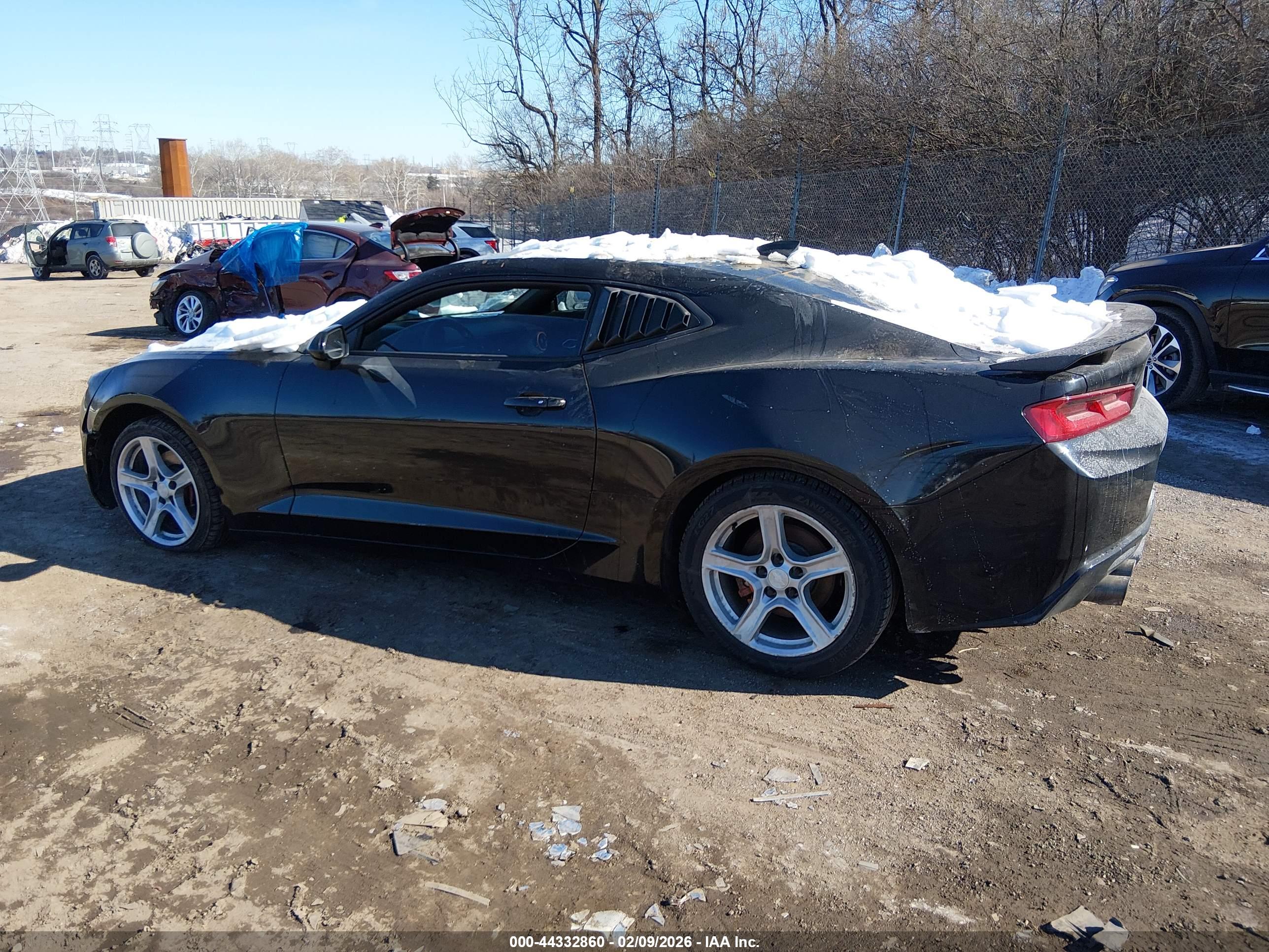 CHEVROLET CAMARO image 3