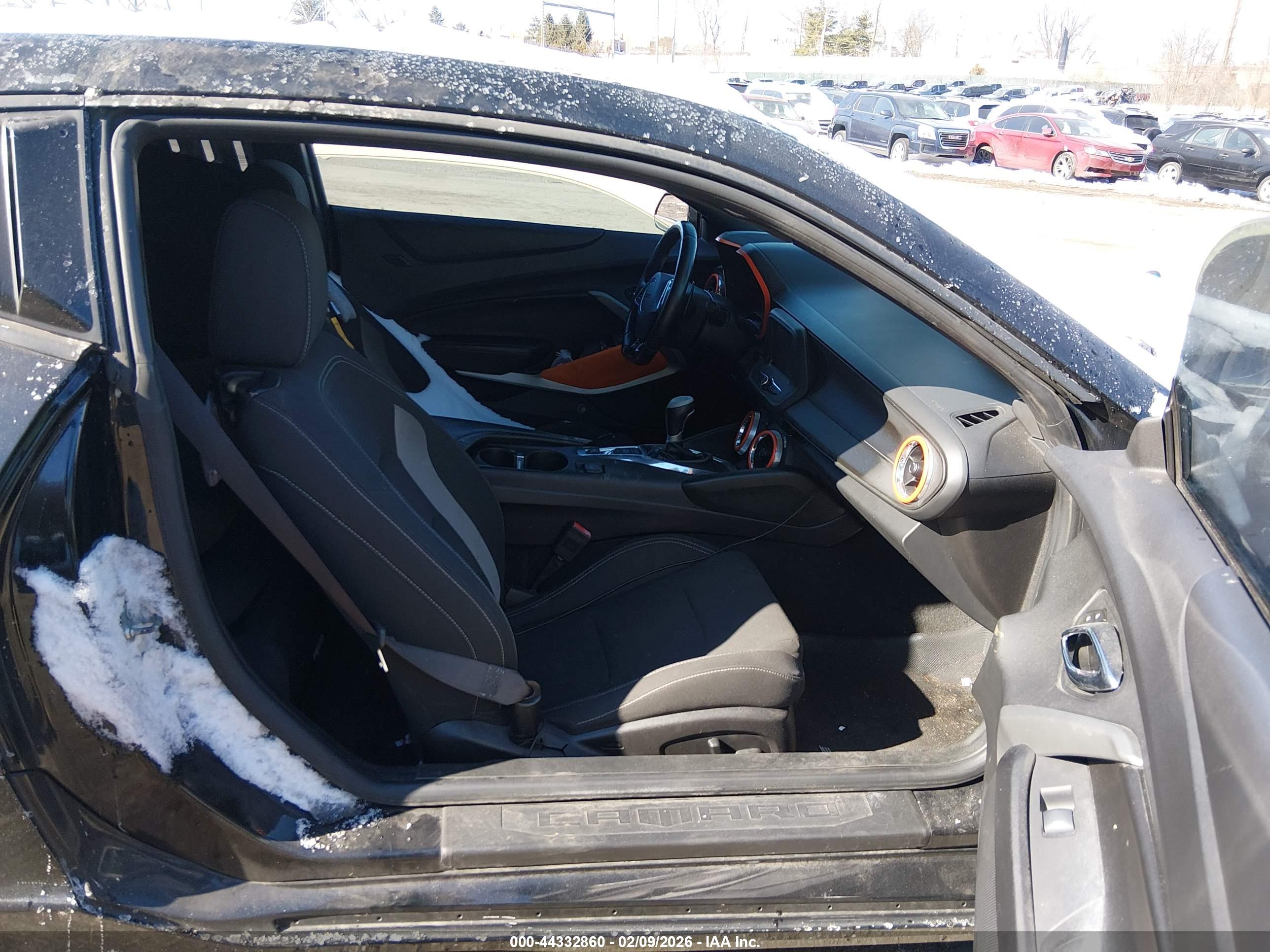CHEVROLET CAMARO image 5