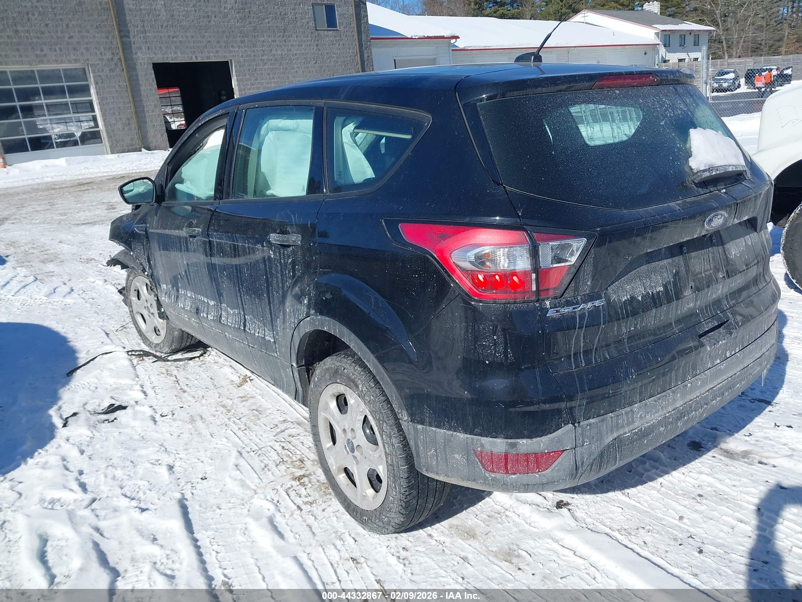 FORD ESCAPE image 3
