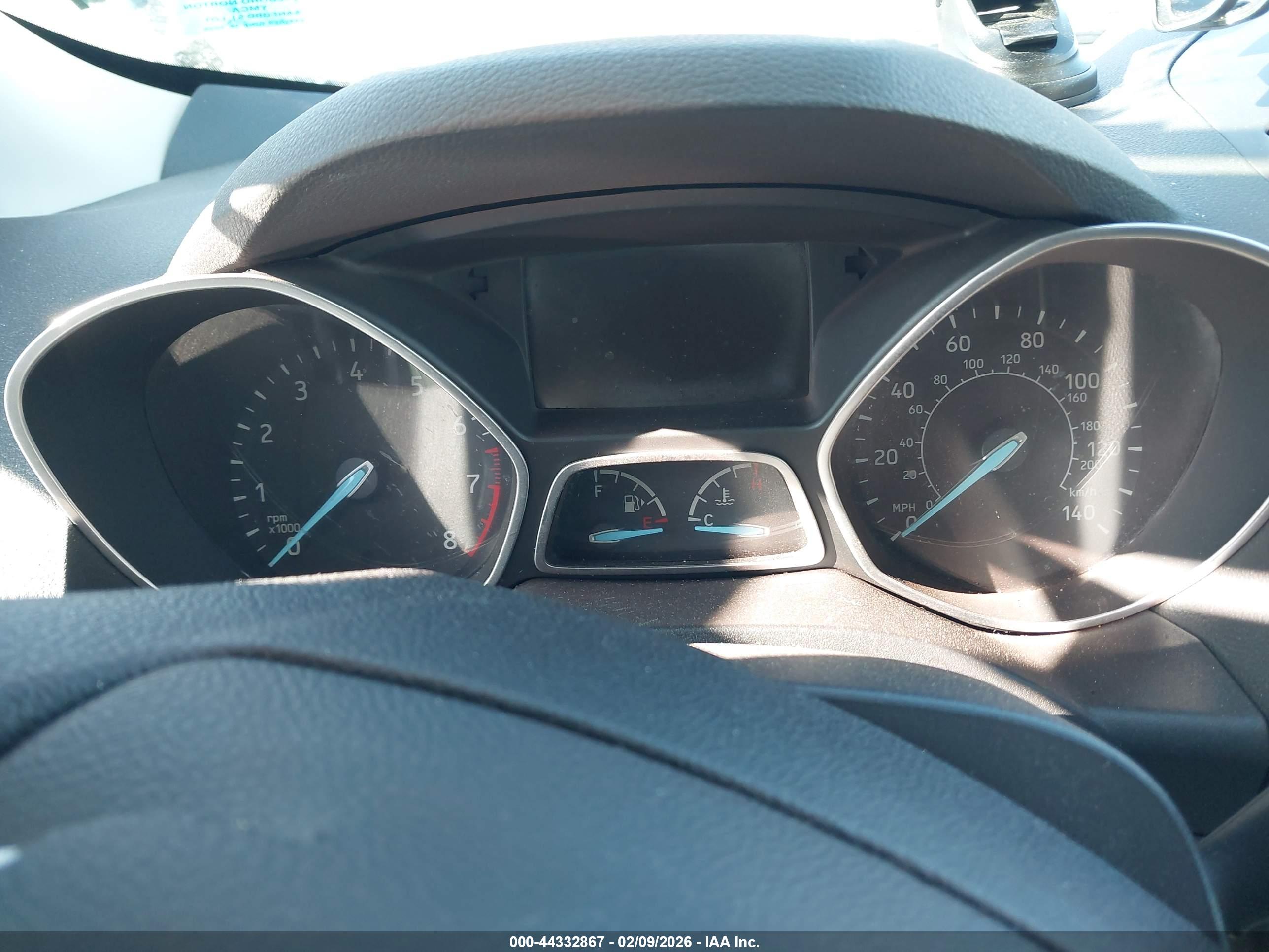 FORD ESCAPE image 7