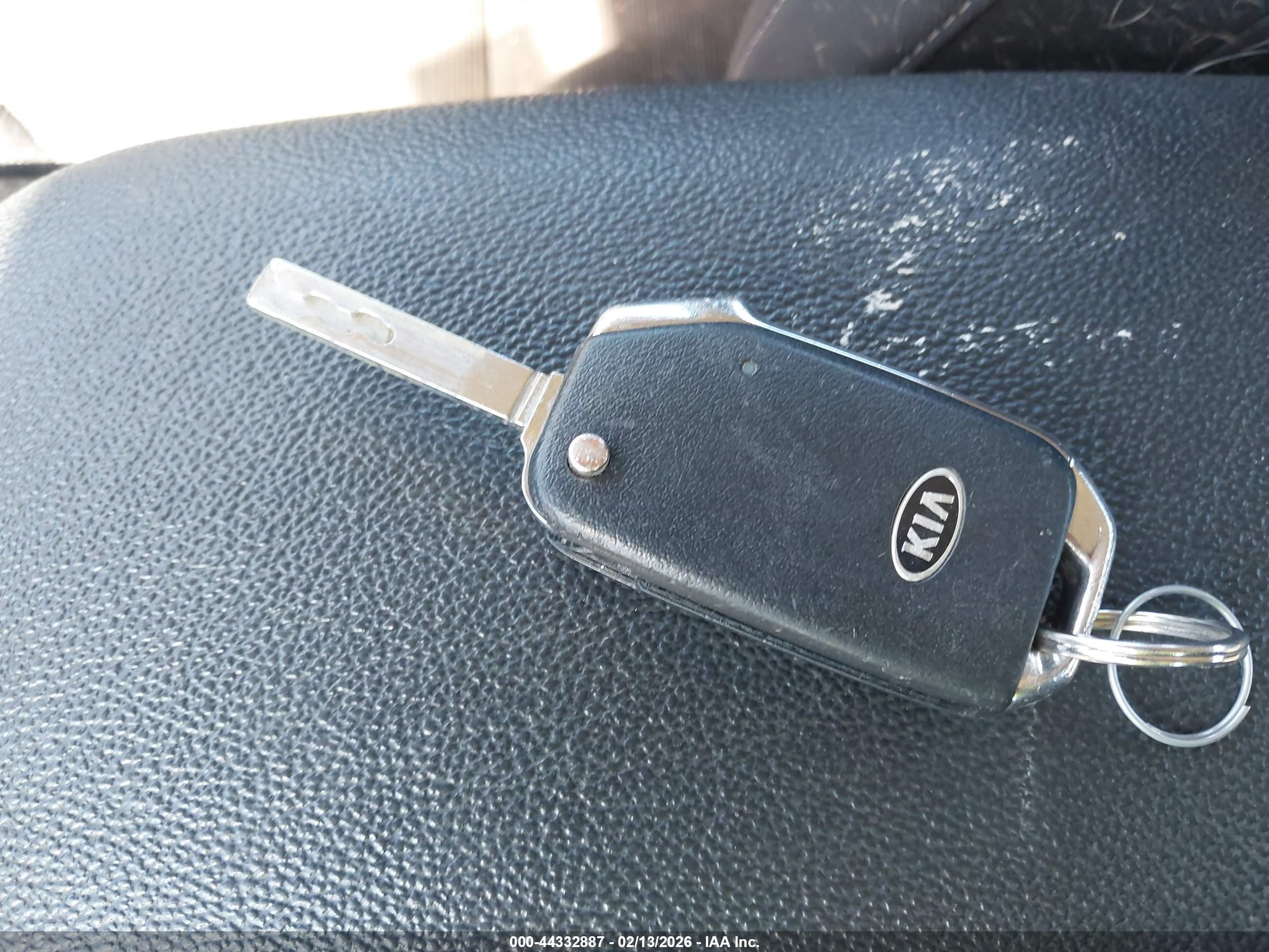 KIA FORTE image 11
