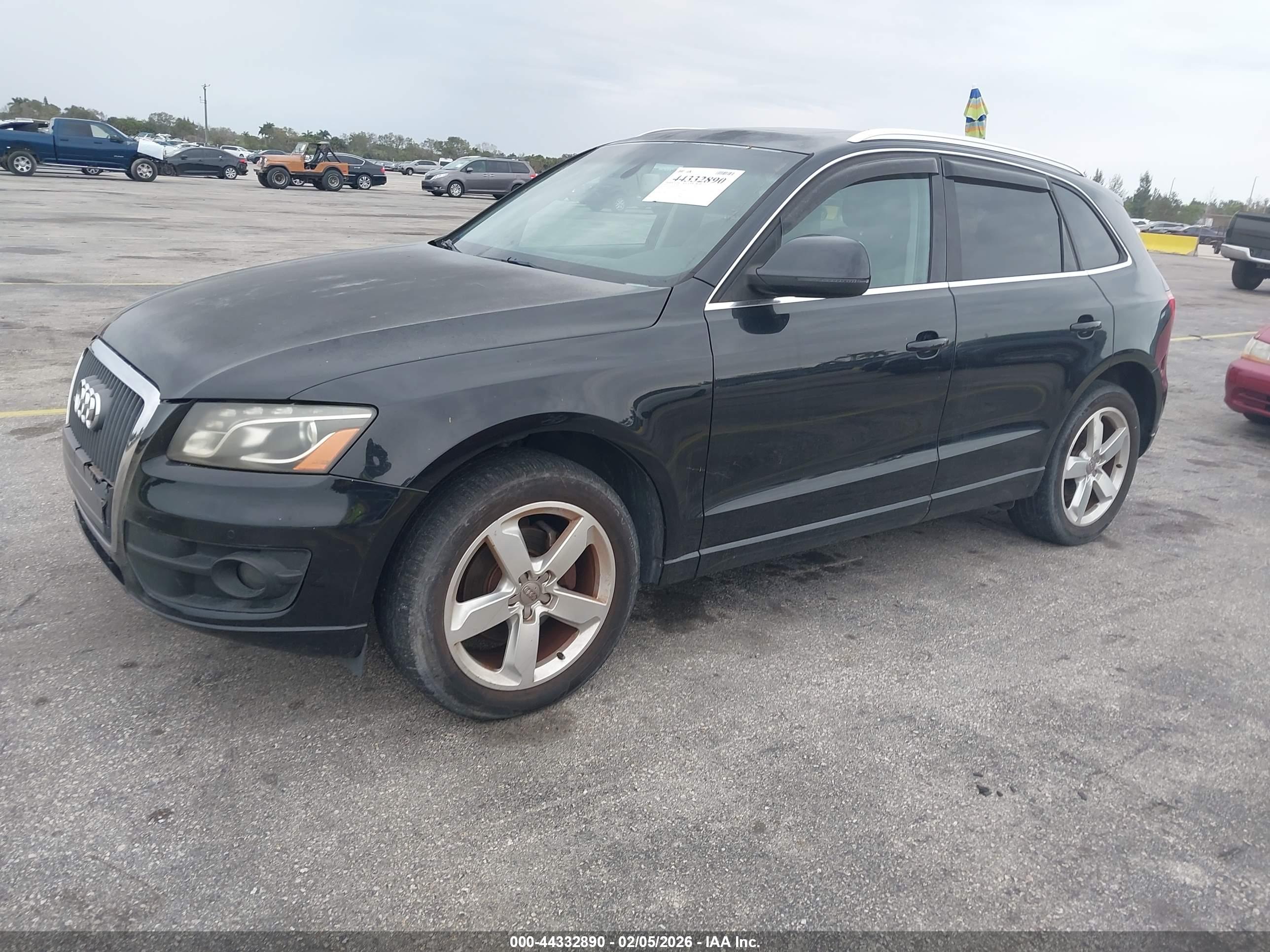 AUDI Q5 image 2