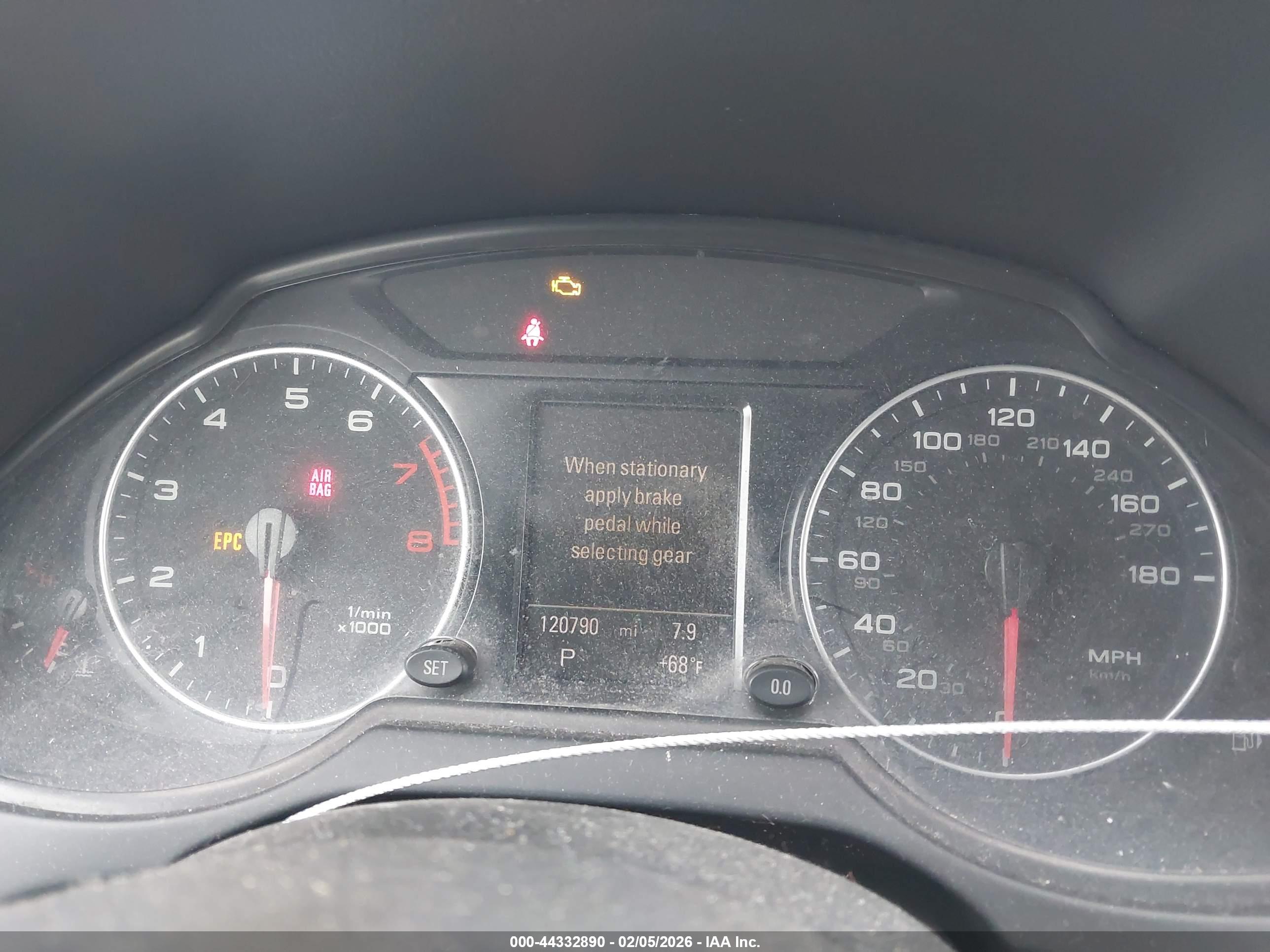AUDI Q5 image 7