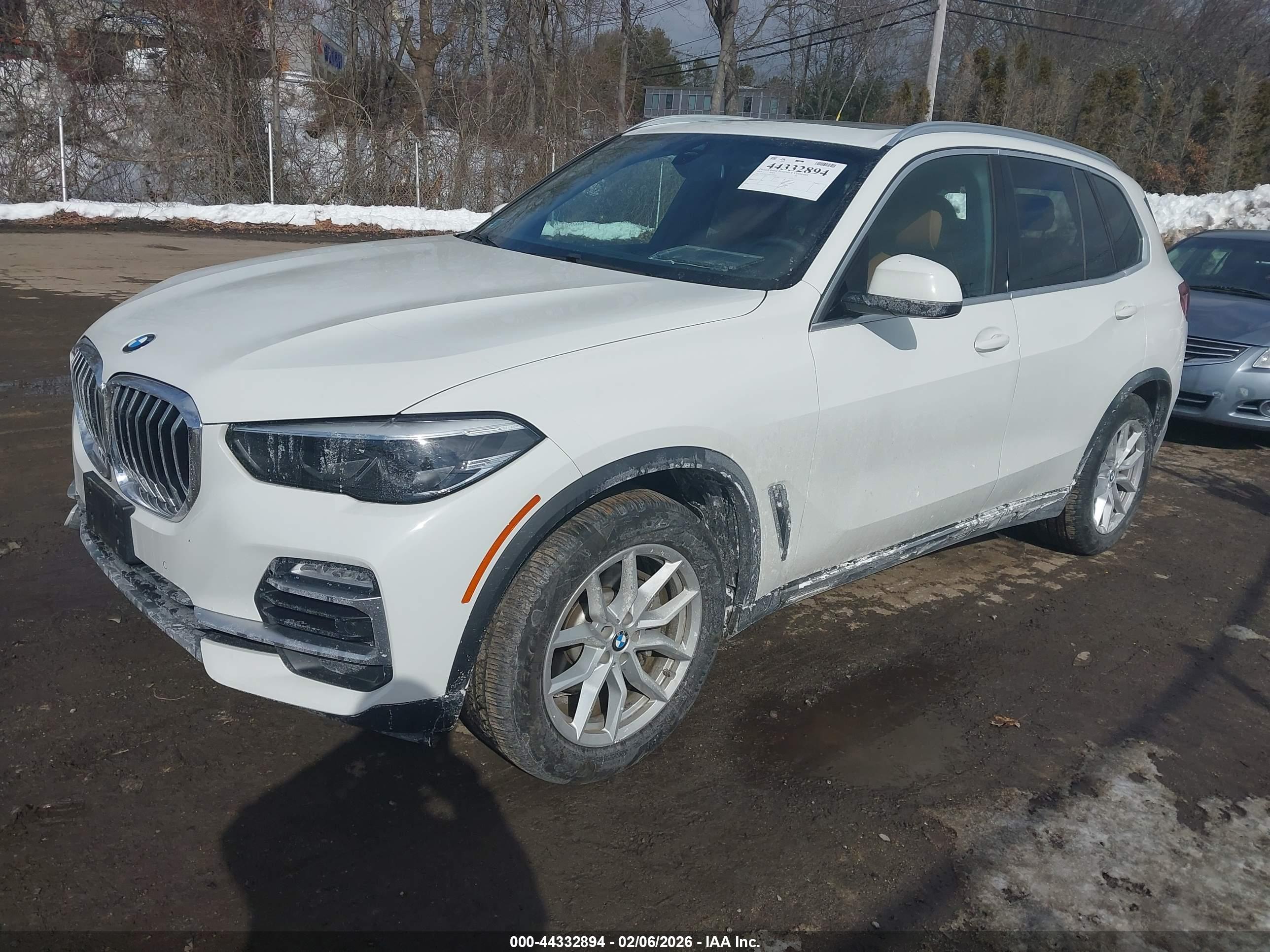 BMW X5 image 2