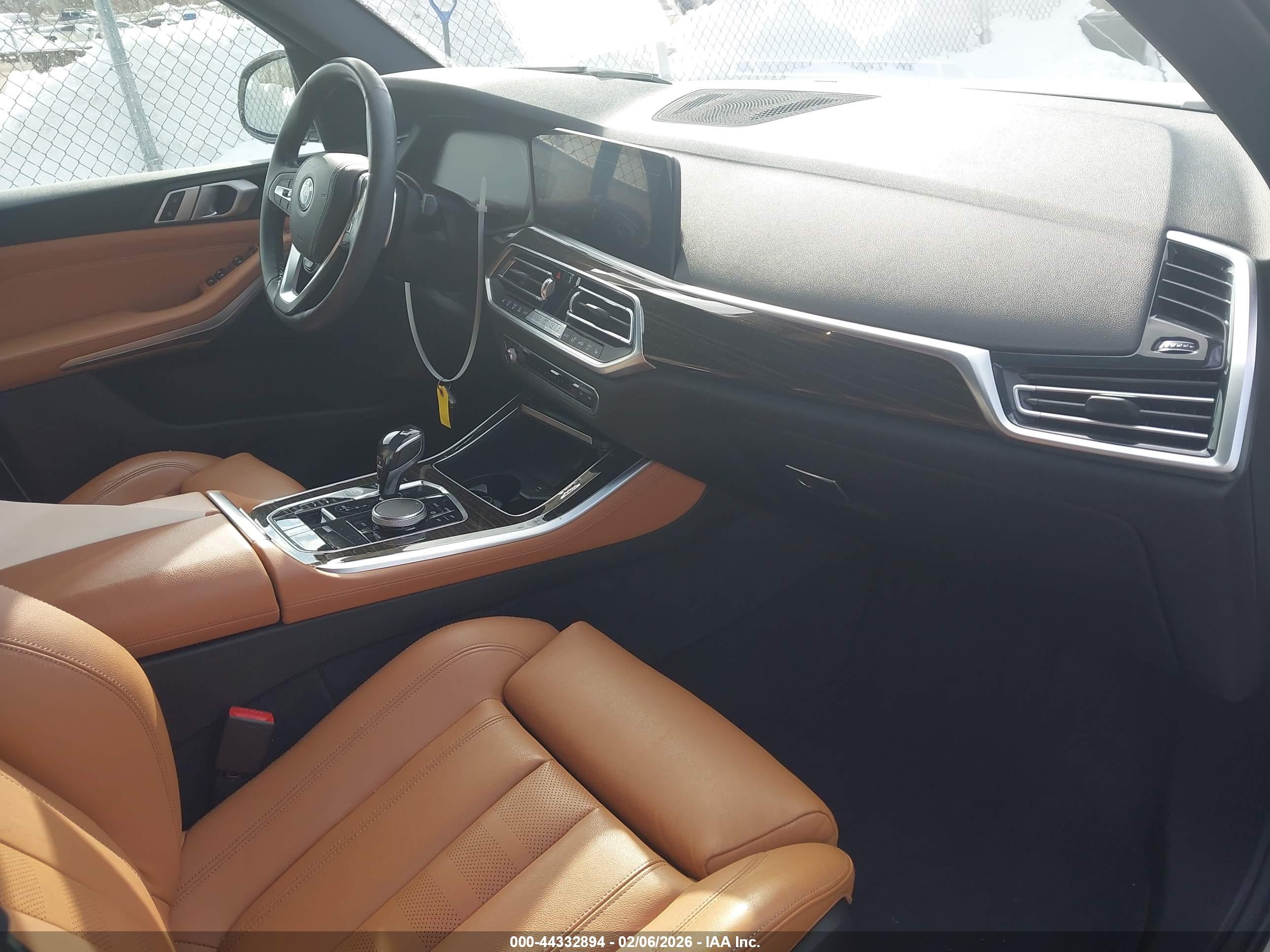 BMW X5 image 5
