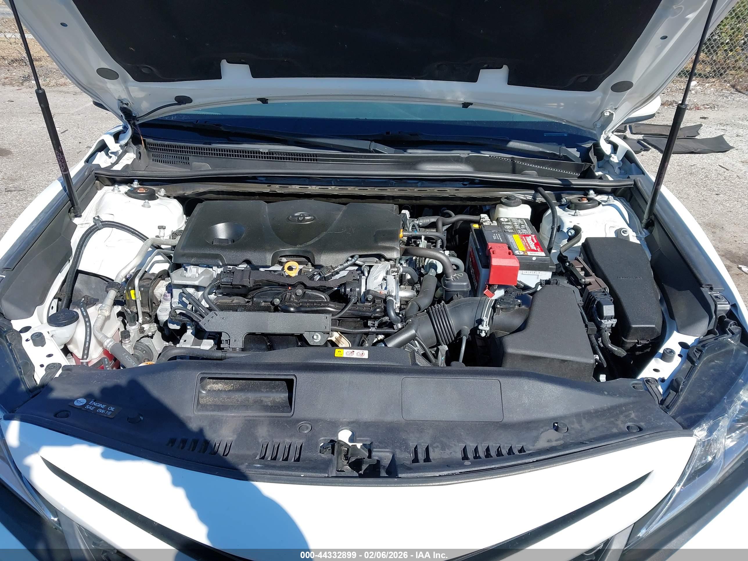 TOYOTA CAMRY image 10