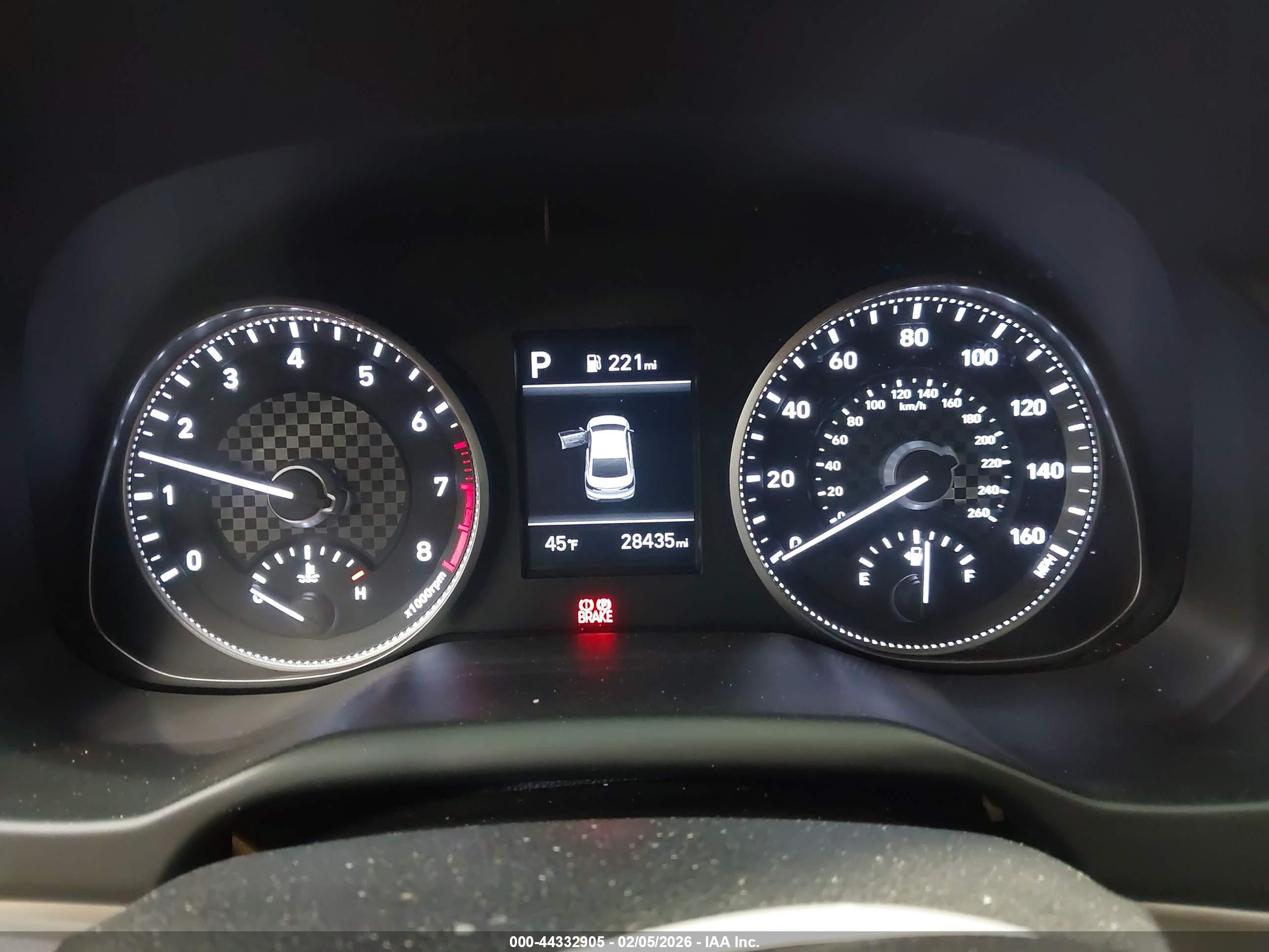 HYUNDAI ELANTRA image 7