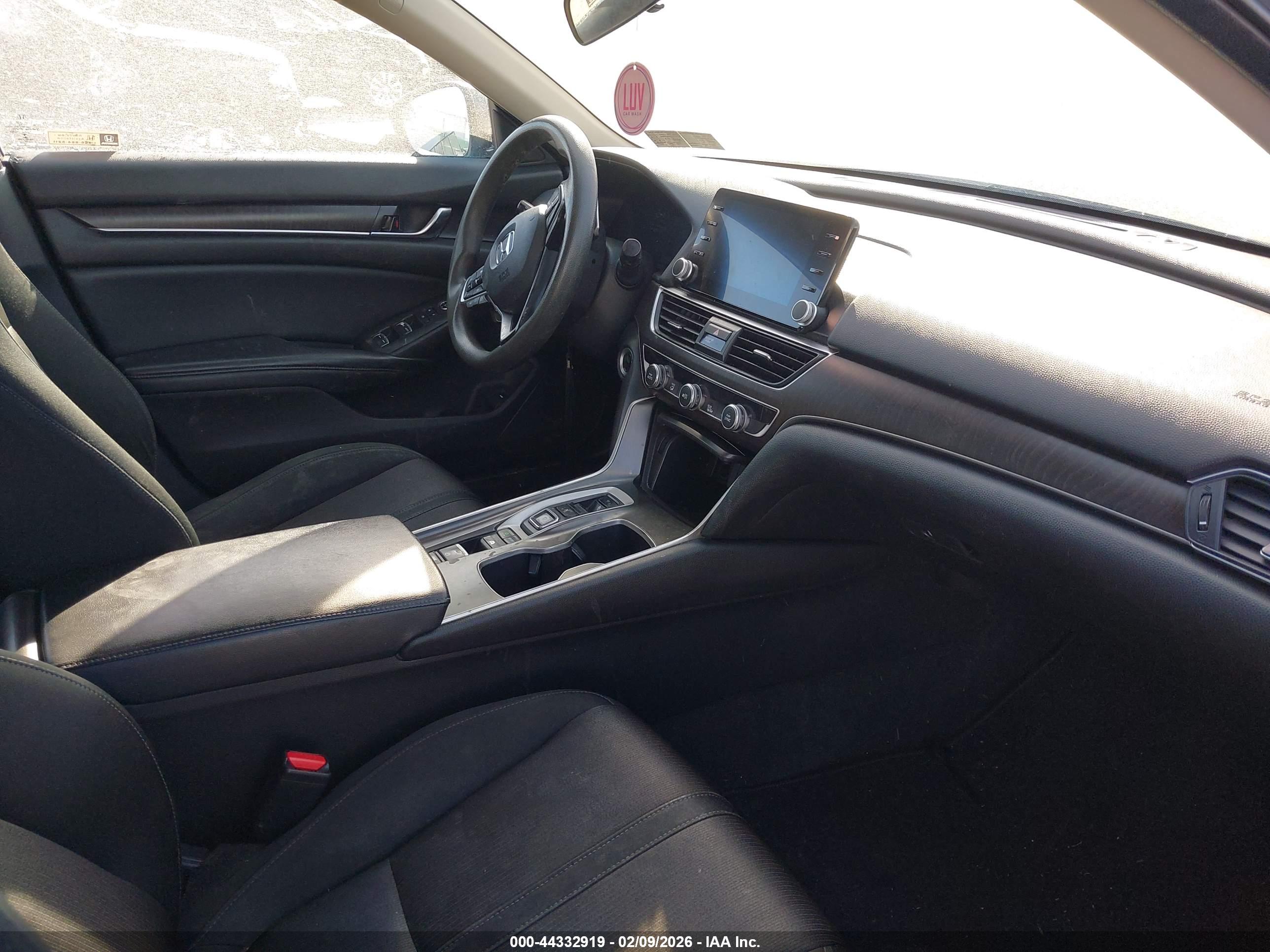 HONDA ACCORD image 5