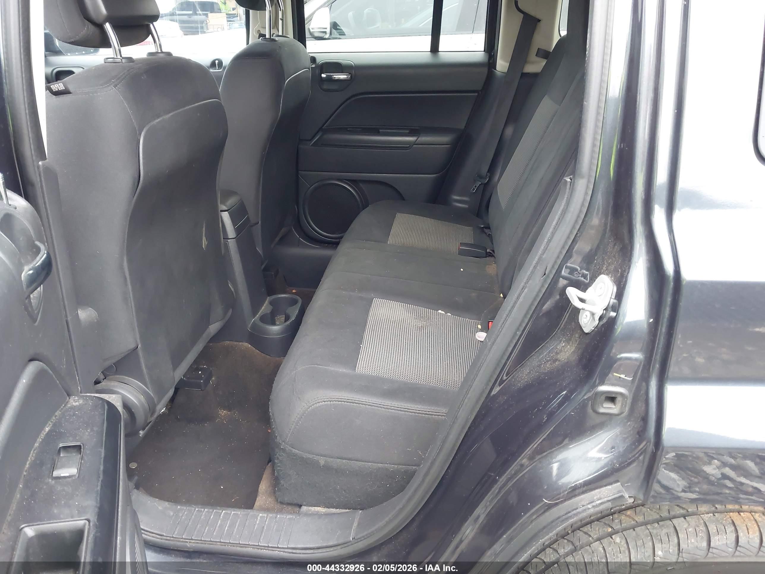 JEEP PATRIOT image 8