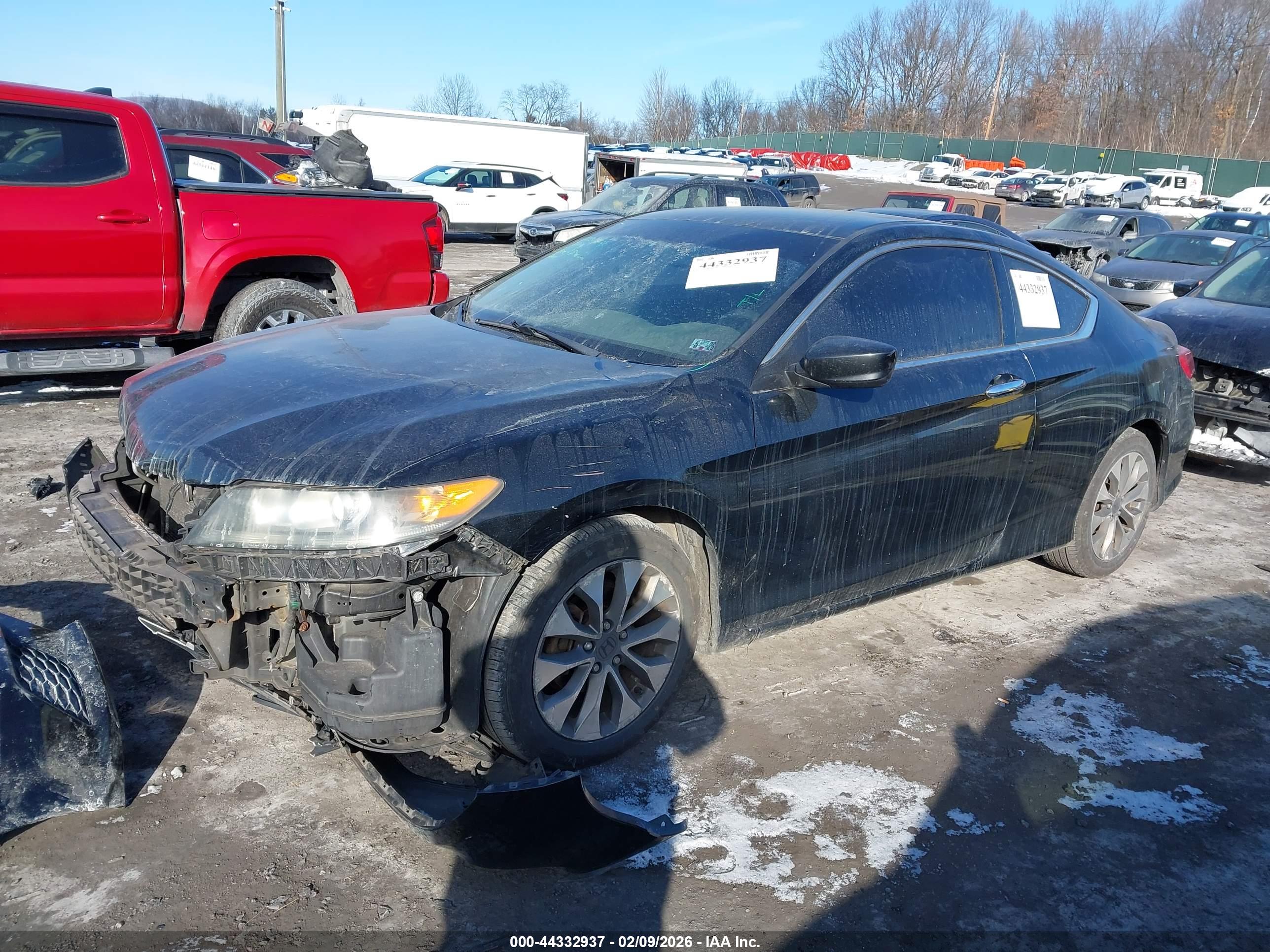 HONDA ACCORD image 2