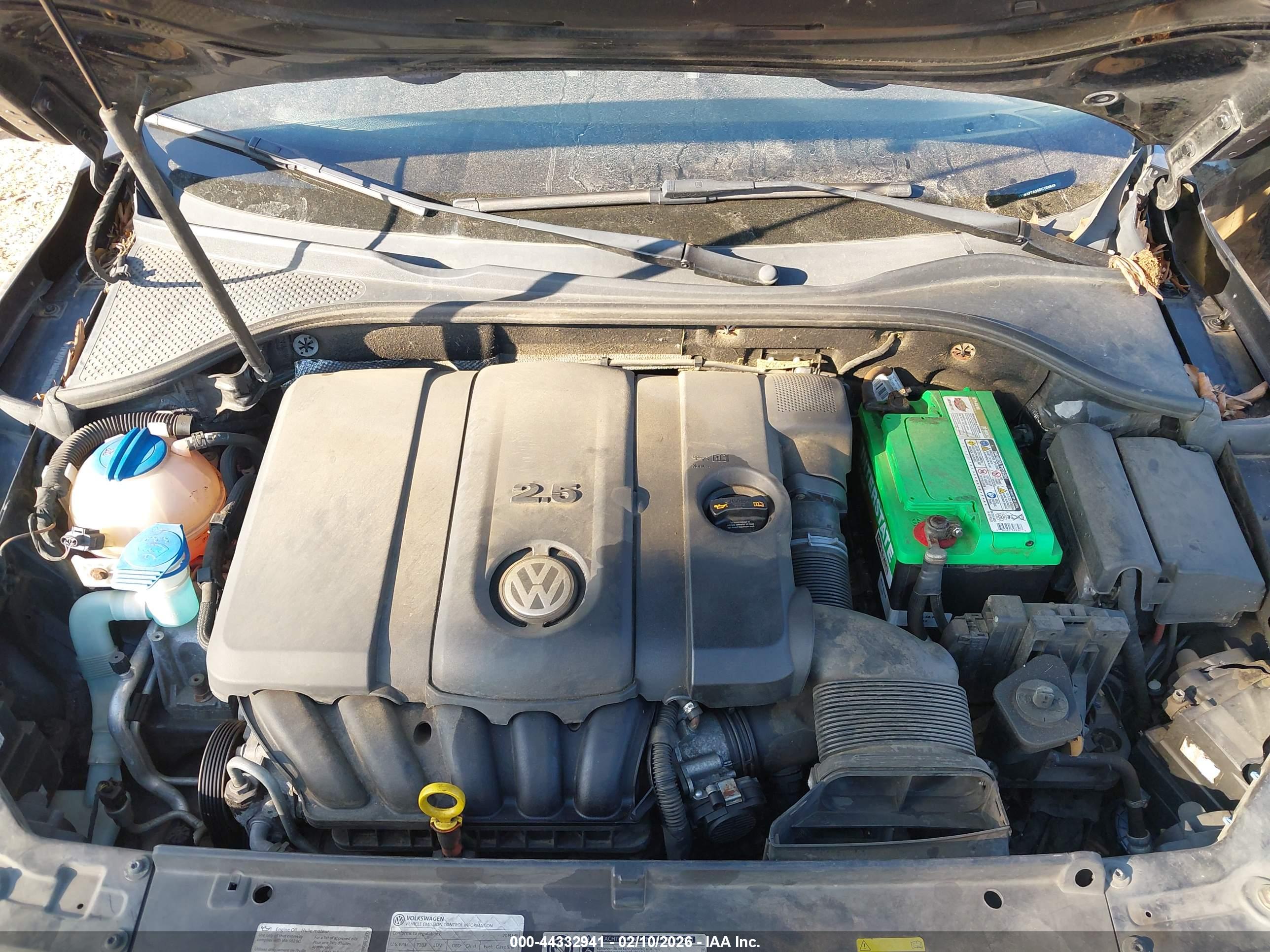 VOLKSWAGEN PASSAT image 10