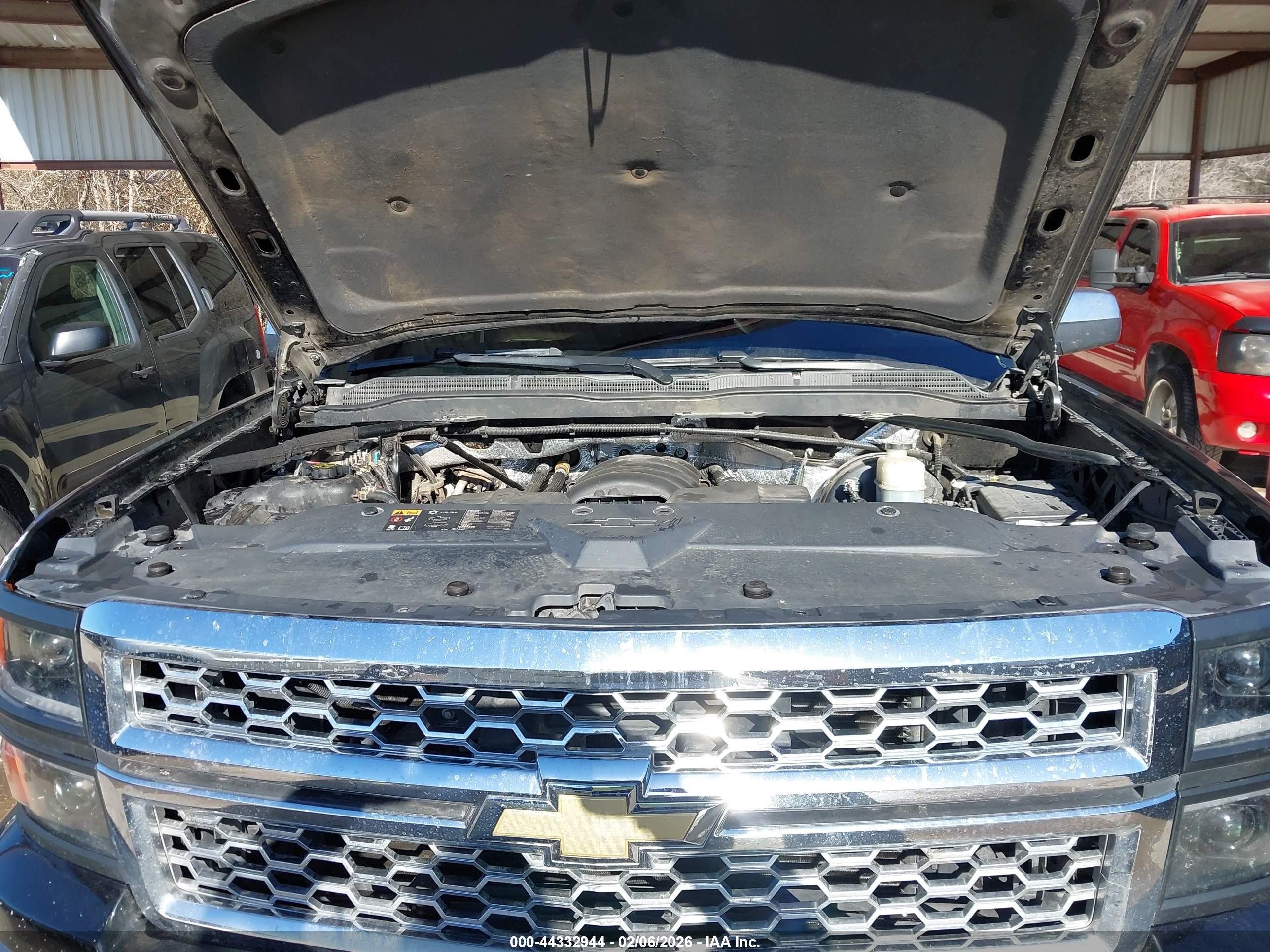 CHEVROLET SILVERADO image 10