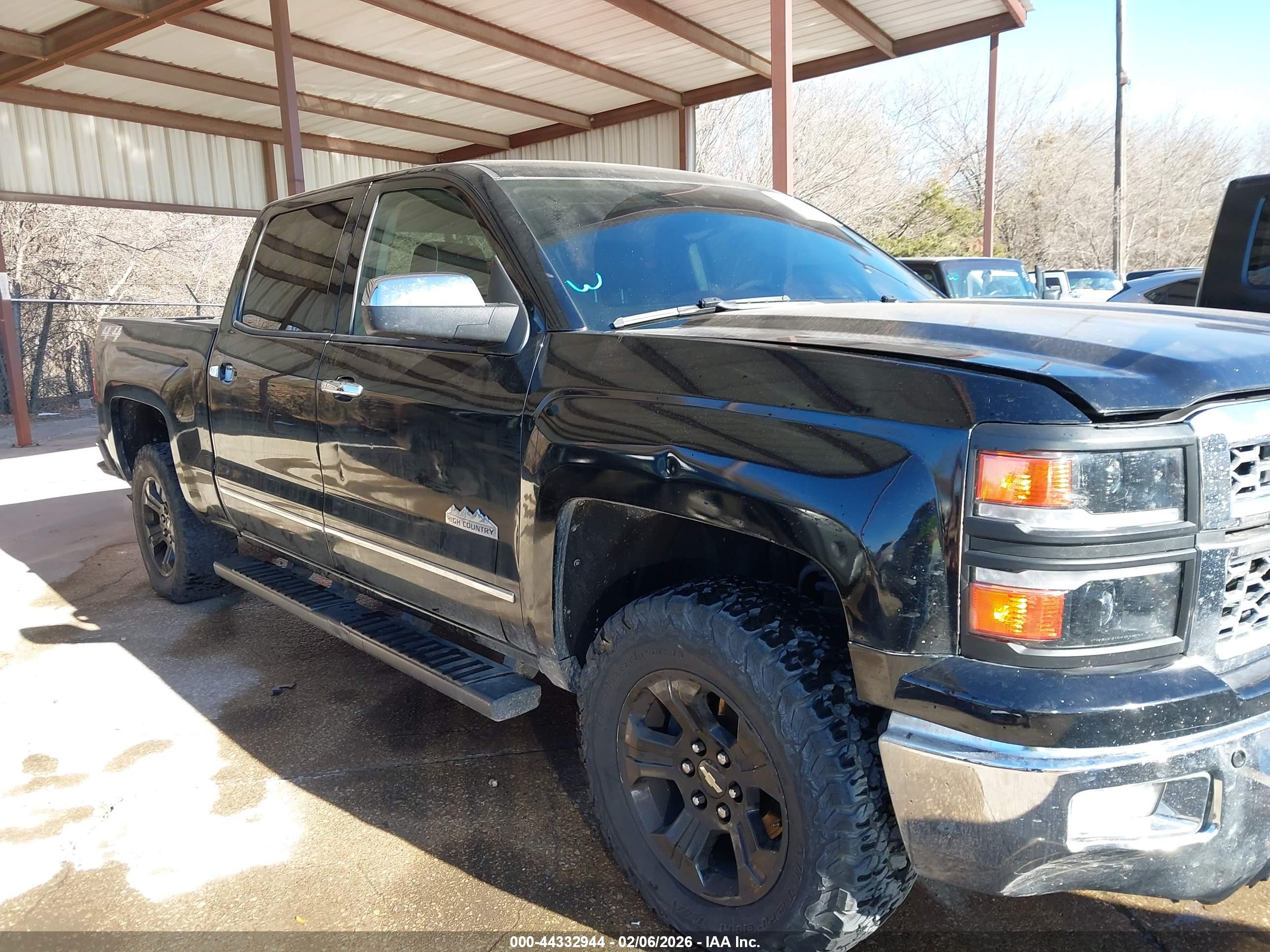 CHEVROLET SILVERADO image 6