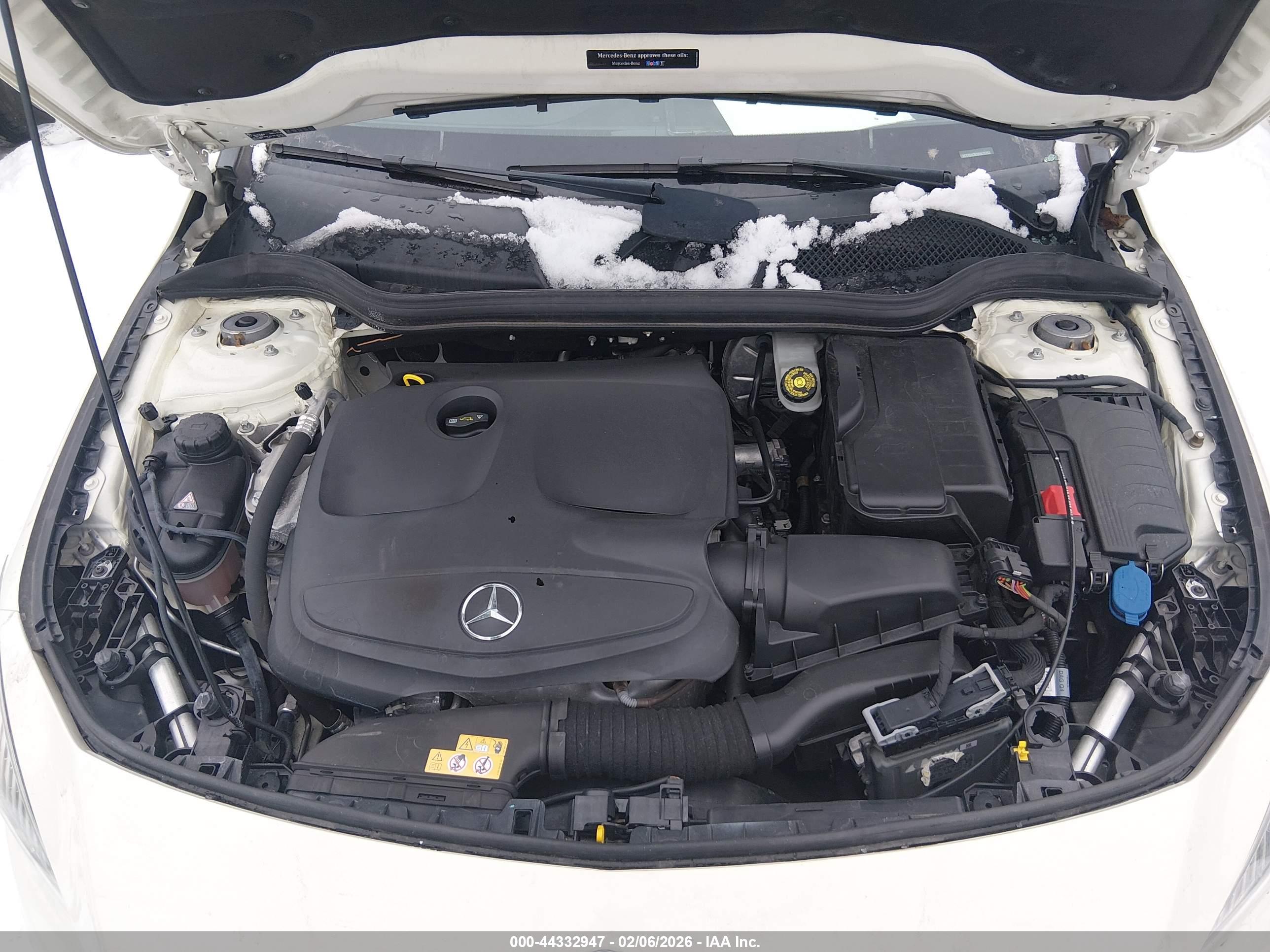 MERCEDES-BENZ CLA image 10