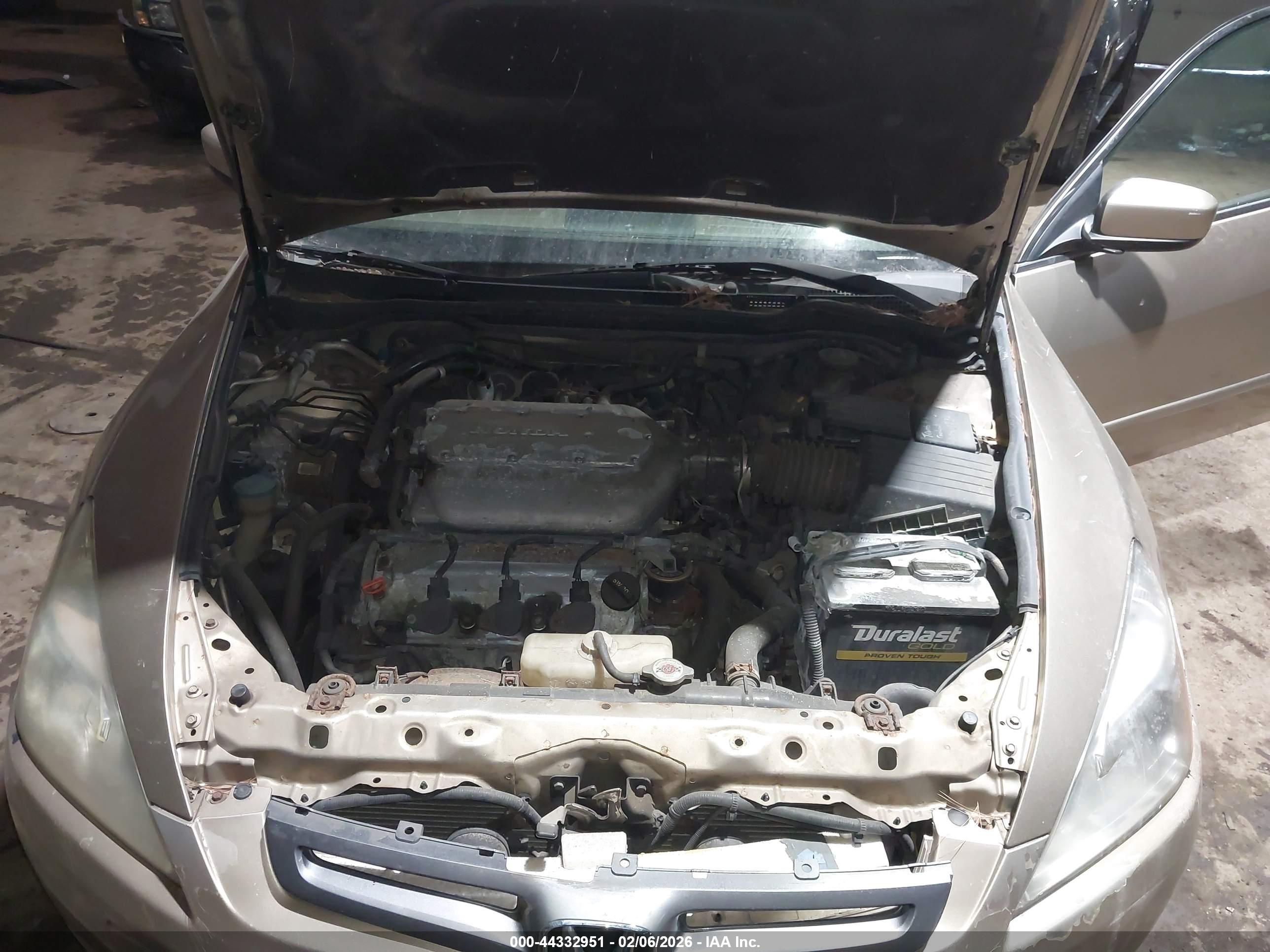 HONDA ACCORD image 10