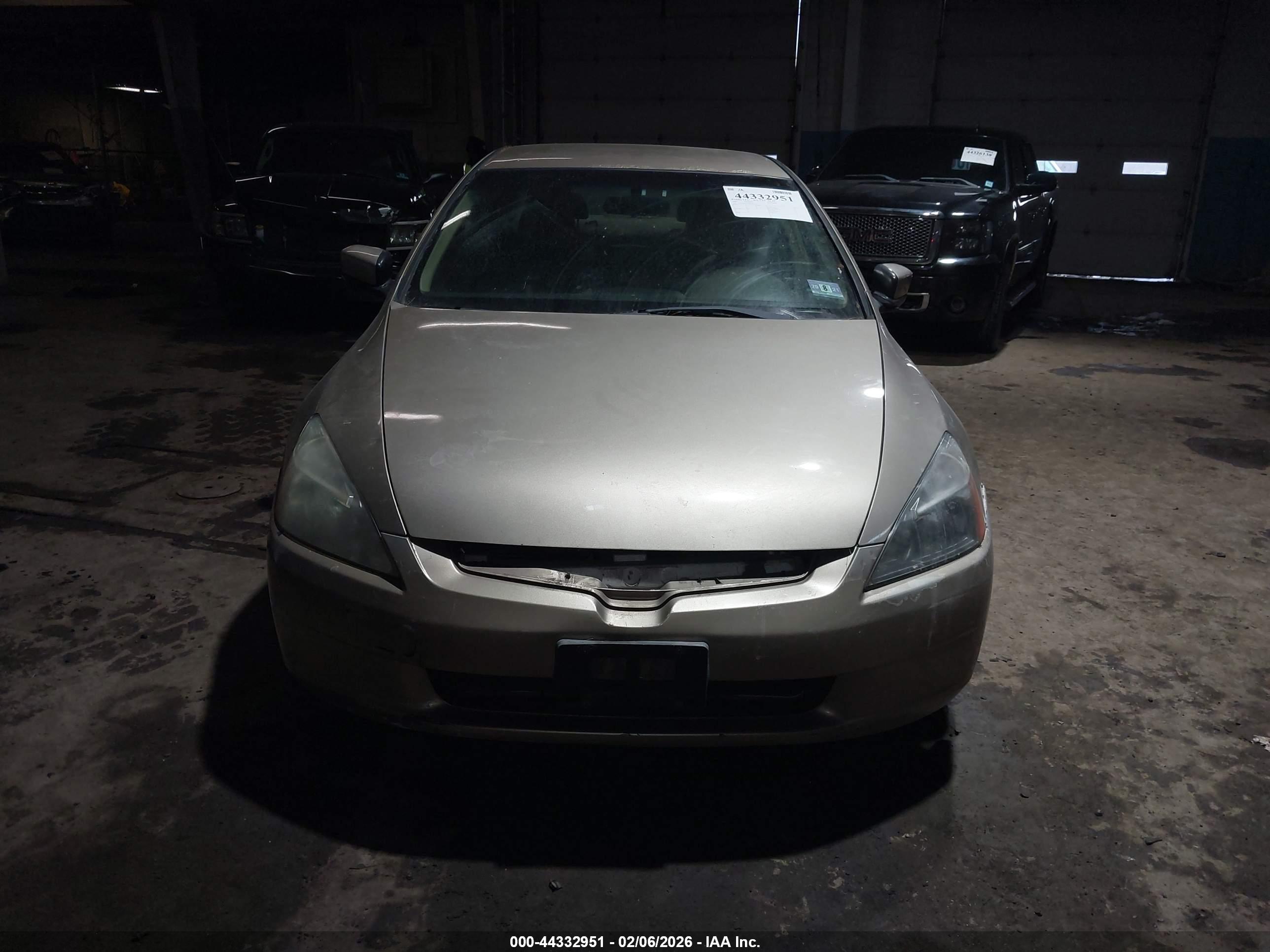 HONDA ACCORD image 6