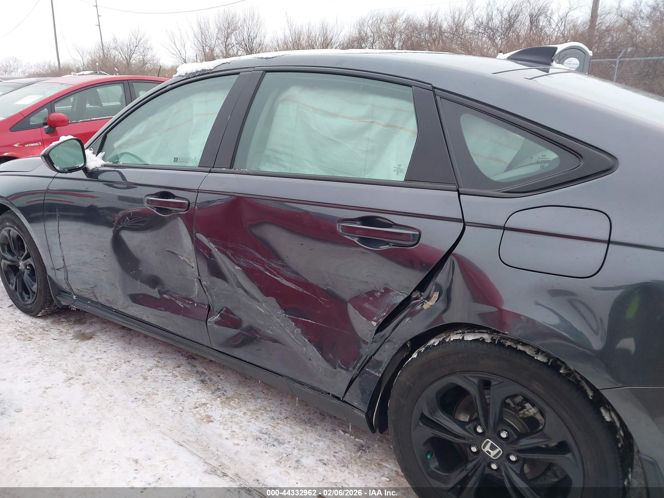 HONDA ACCORD image 6